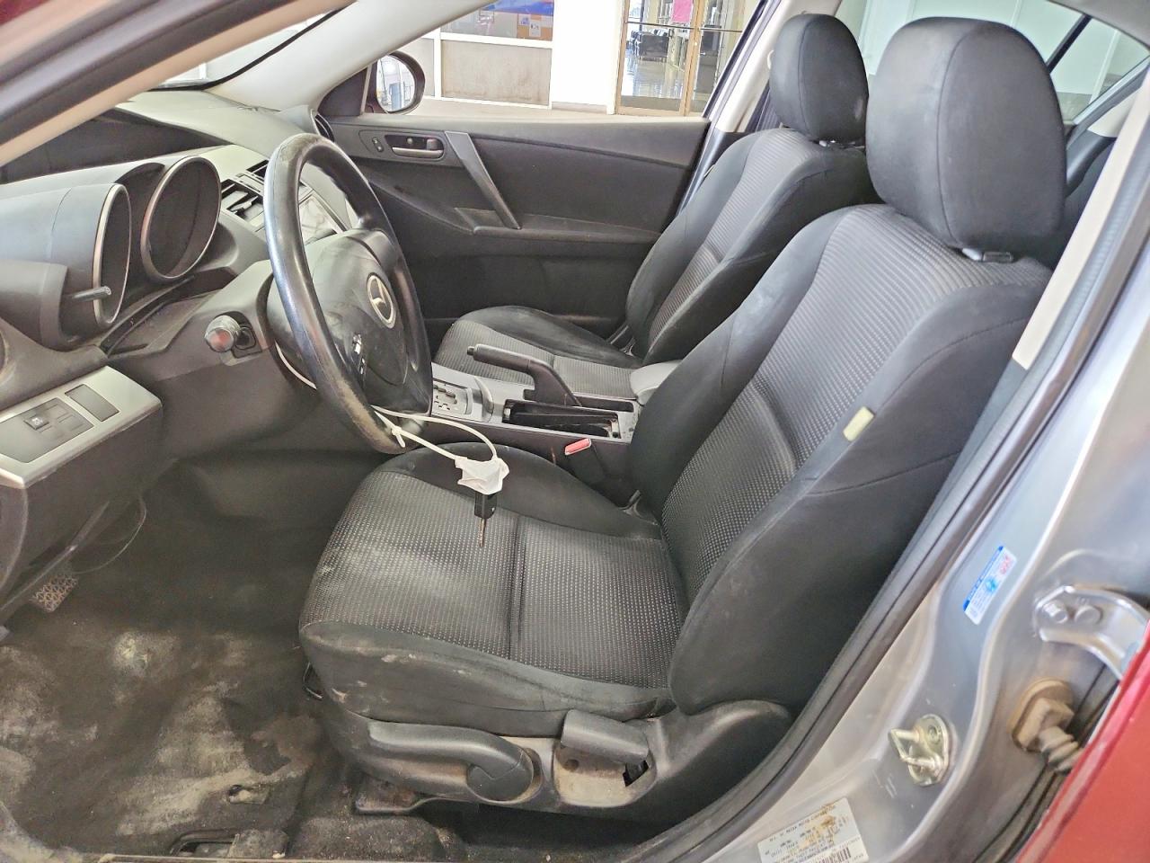 2012 Mazda 3 I Red vin: JM1BL1UG2C1529297