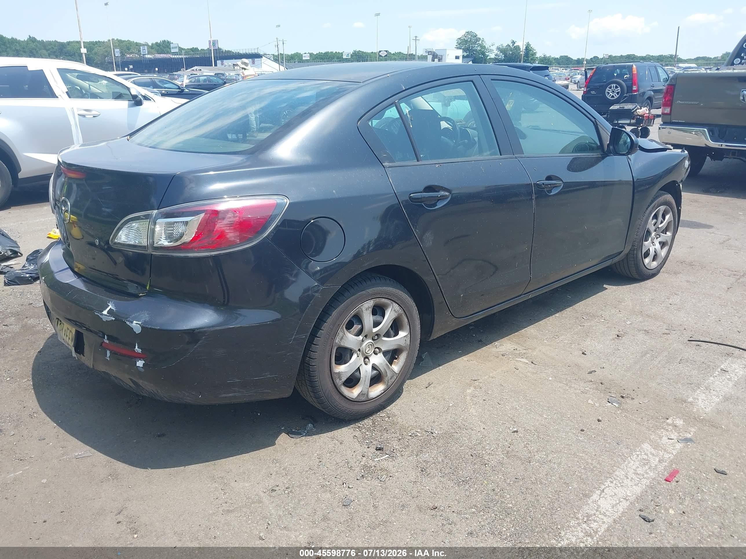 2012 Mazda Mazda3 I Sport Черный vin: JM1BL1UG3C1510211