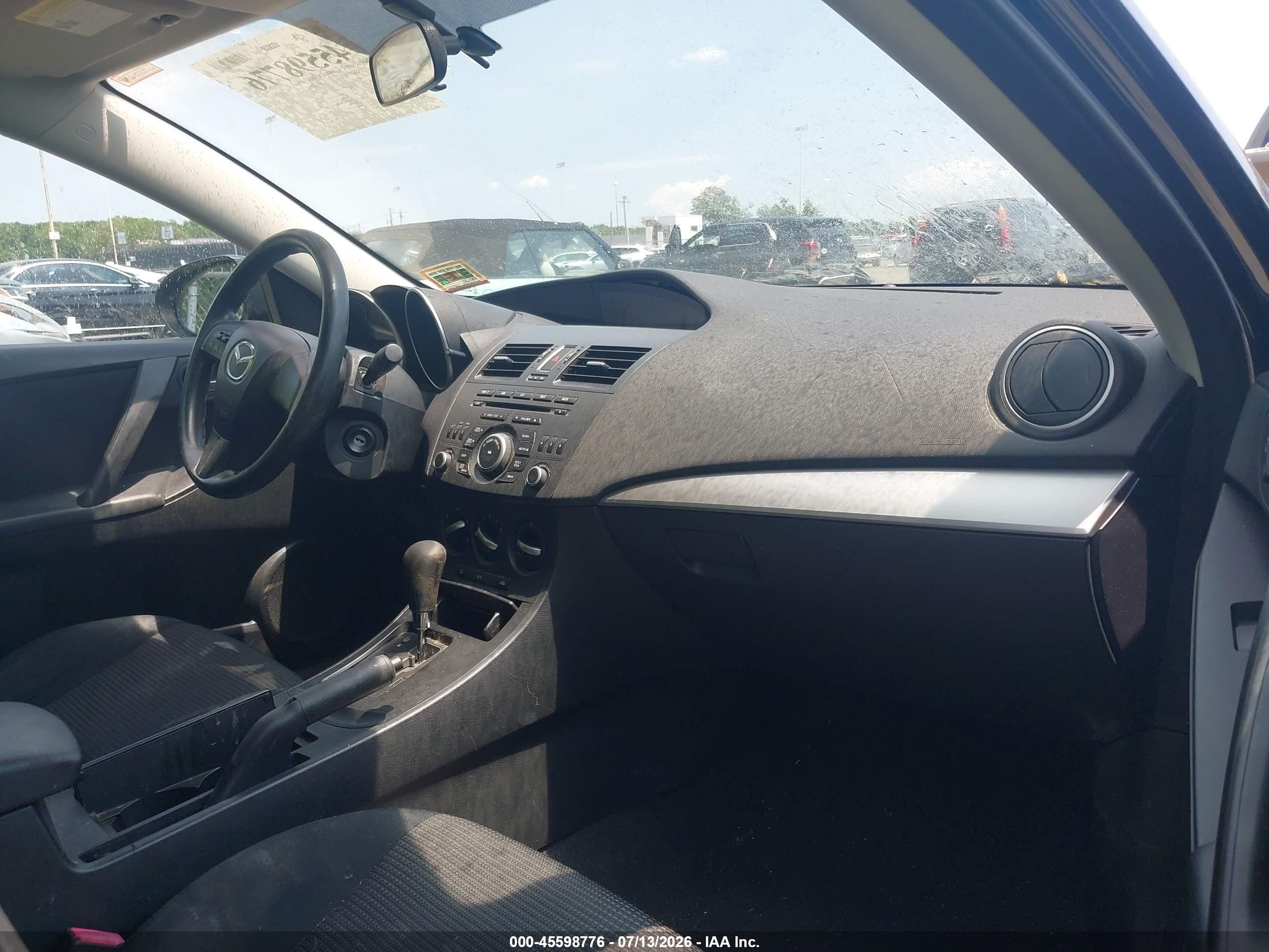 2012 Mazda Mazda3 I Sport Черный vin: JM1BL1UG3C1510211