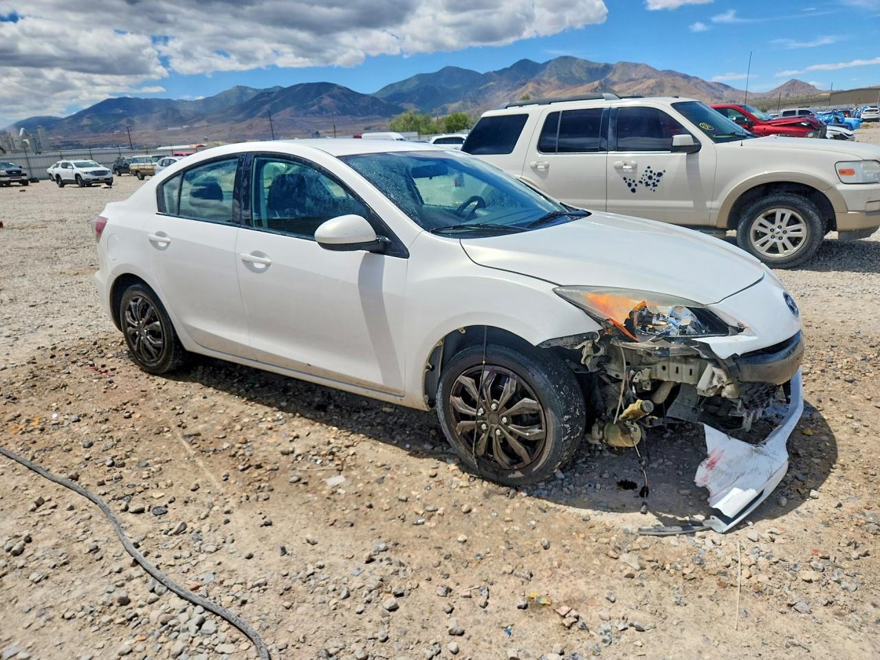 2012 Mazda 3 I White vin: JM1BL1UG3C1597849