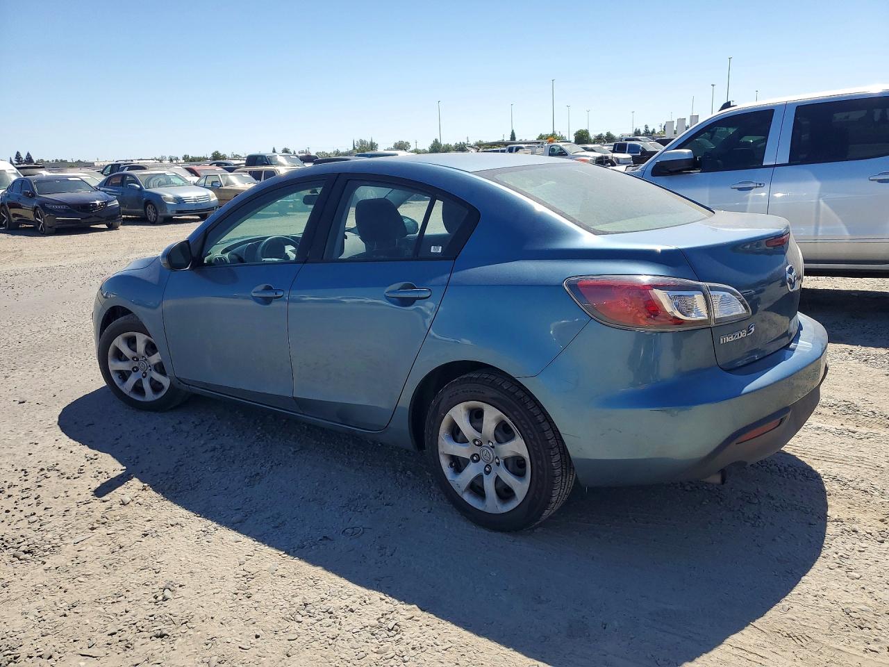2011 Mazda 3 I Teal vin: JM1BL1UG4B1420869