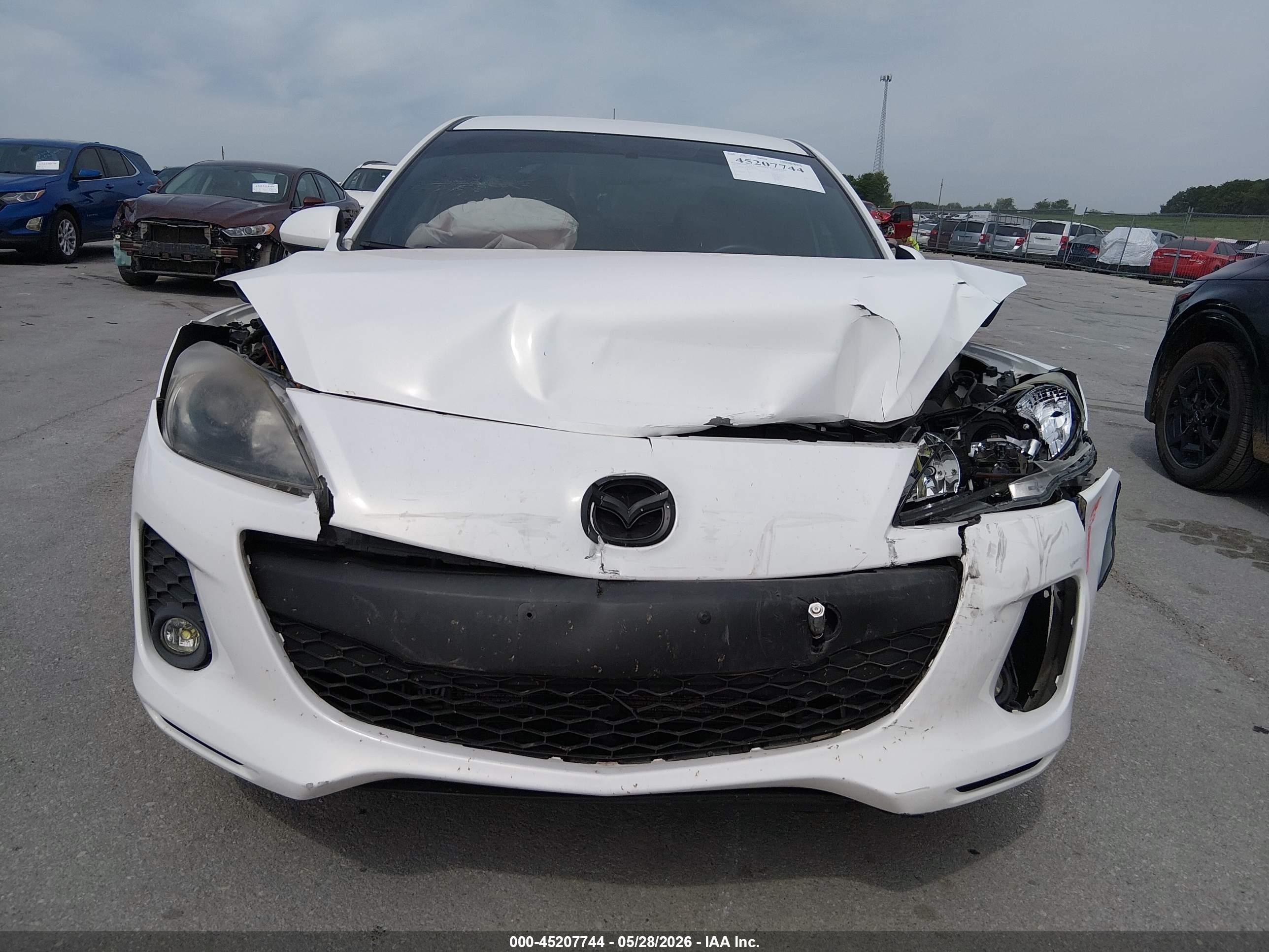 2012 Mazda Mazda3 I Sport White vin: JM1BL1UG4C1519046