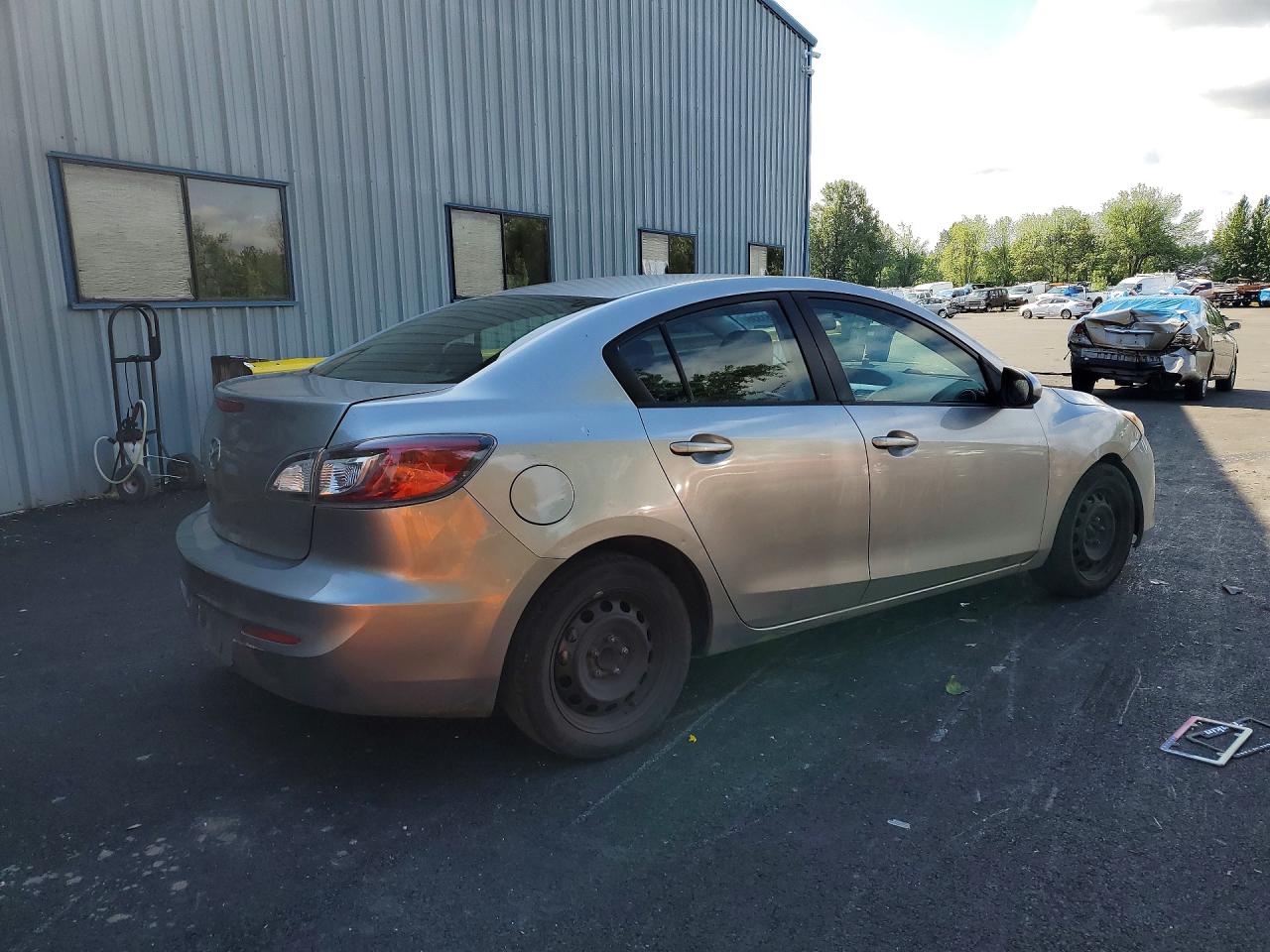 2012 Mazda 3 I Silver vin: JM1BL1UG4C1574791