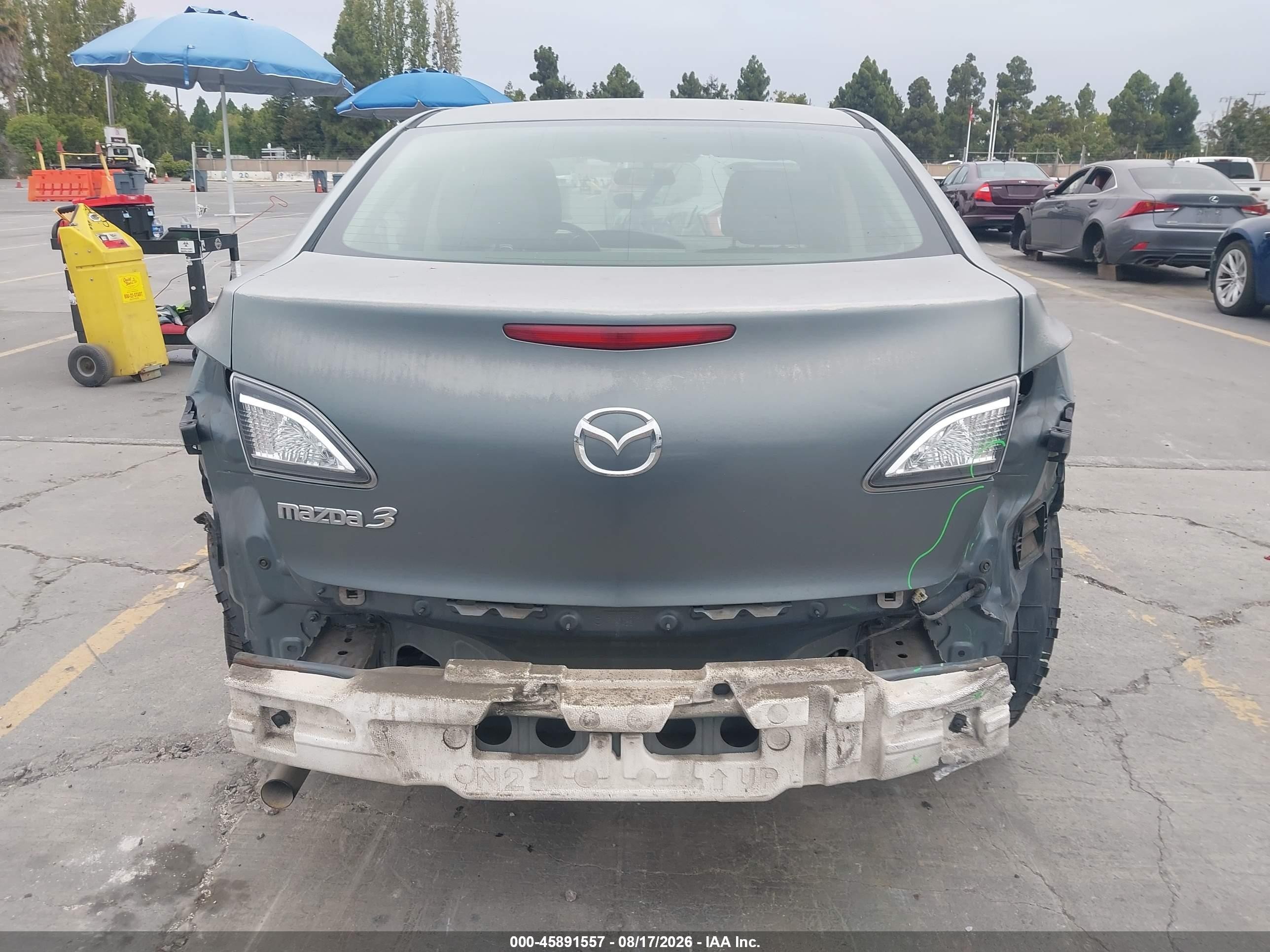 2012 Mazda Mazda3 I Sport Green vin: JM1BL1UG4C1613508