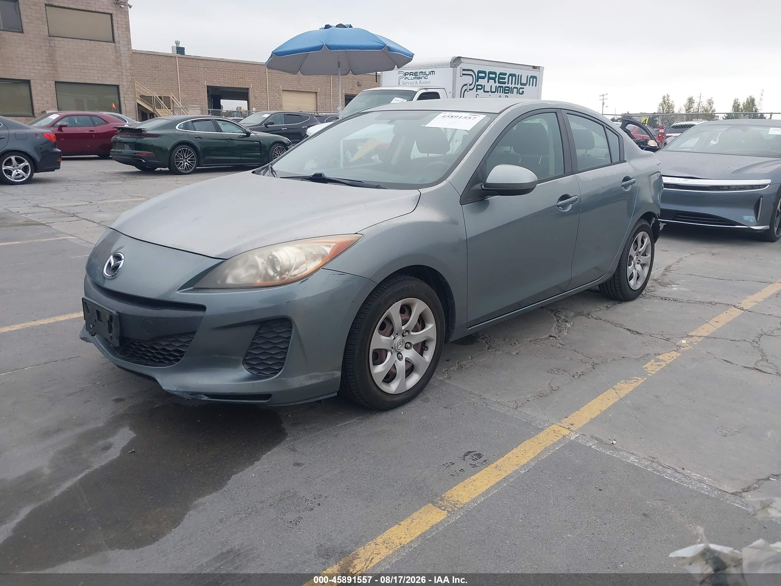 2012 Mazda Mazda3 I Sport Green vin: JM1BL1UG4C1613508