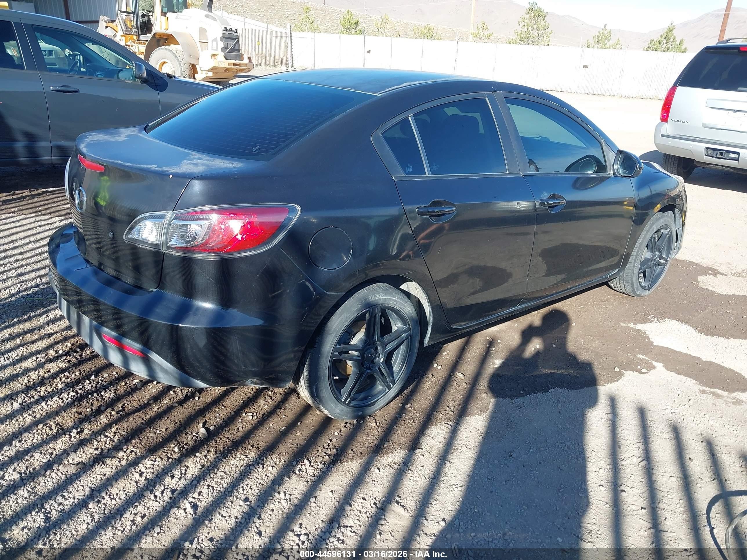 2011 Mazda Mazda3 I Sport Black vin: JM1BL1UG5B1363341
