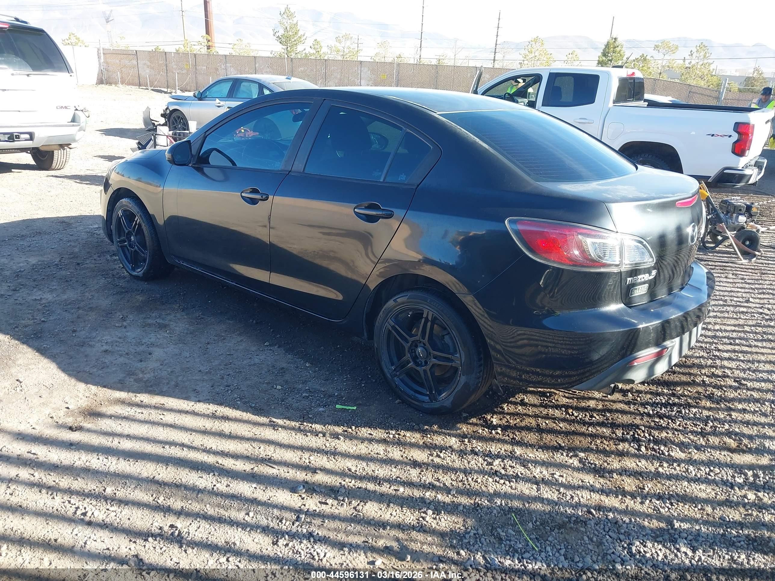 2011 Mazda Mazda3 I Sport Black vin: JM1BL1UG5B1363341