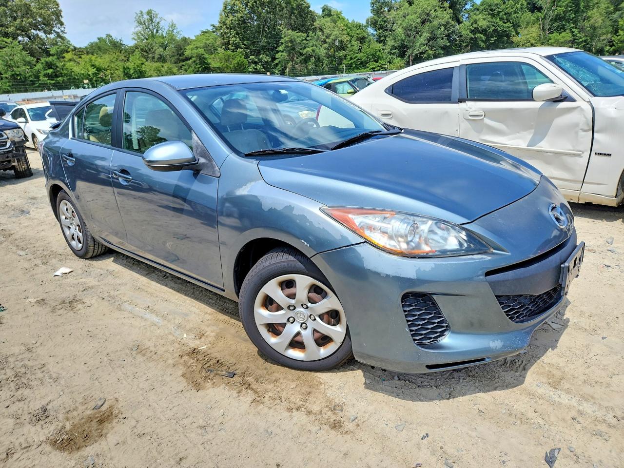 2012 Mazda 3 I Зеленый vin: JM1BL1UG5C1510694