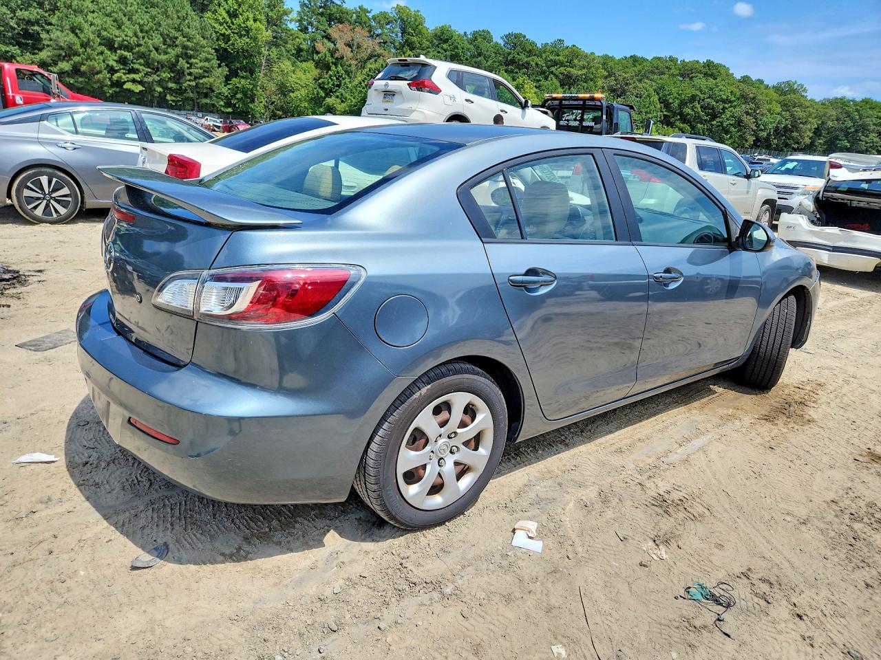 2012 Mazda 3 I Зеленый vin: JM1BL1UG5C1510694