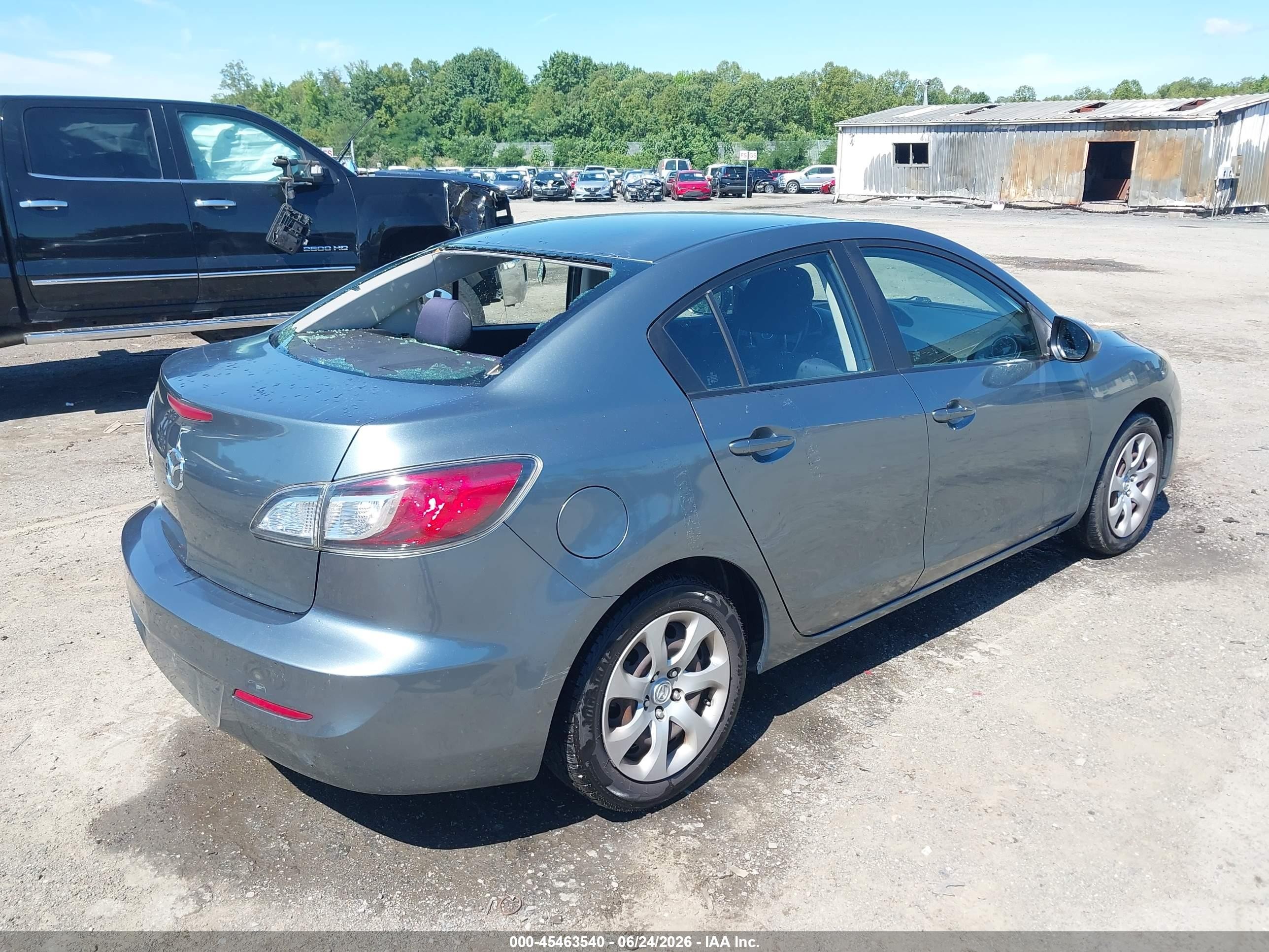 2012 Mazda Mazda3 I Sport Teal vin: JM1BL1UG5C1543856