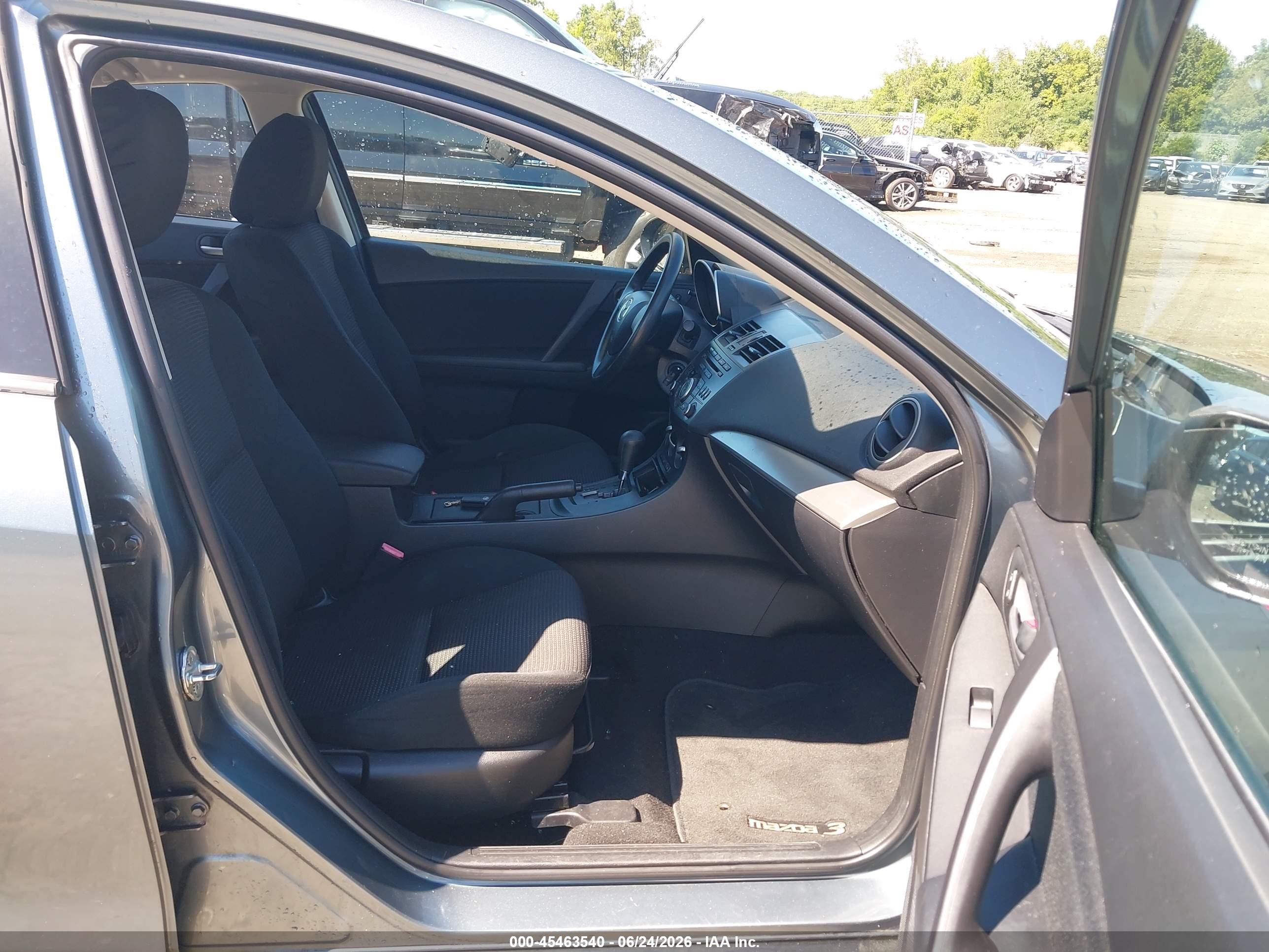 2012 Mazda Mazda3 I Sport Teal vin: JM1BL1UG5C1543856