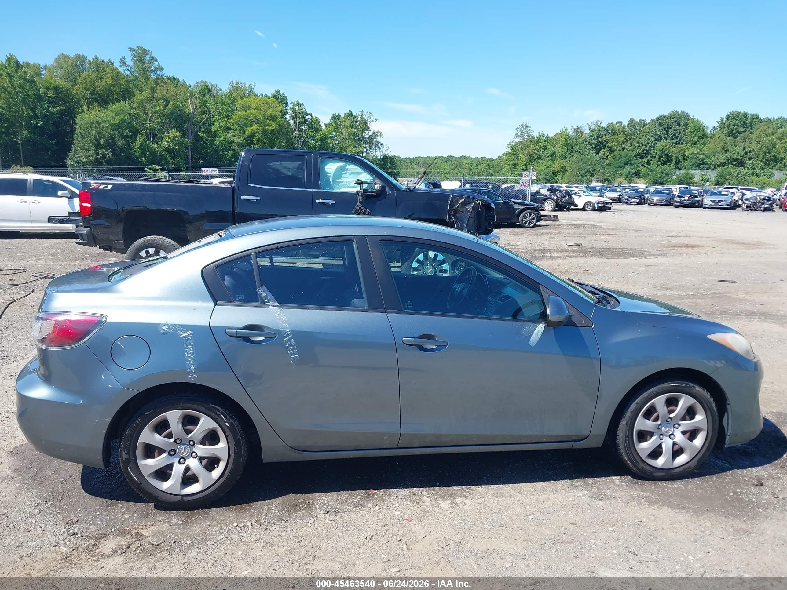 2012 Mazda Mazda3 I Sport Teal vin: JM1BL1UG5C1543856