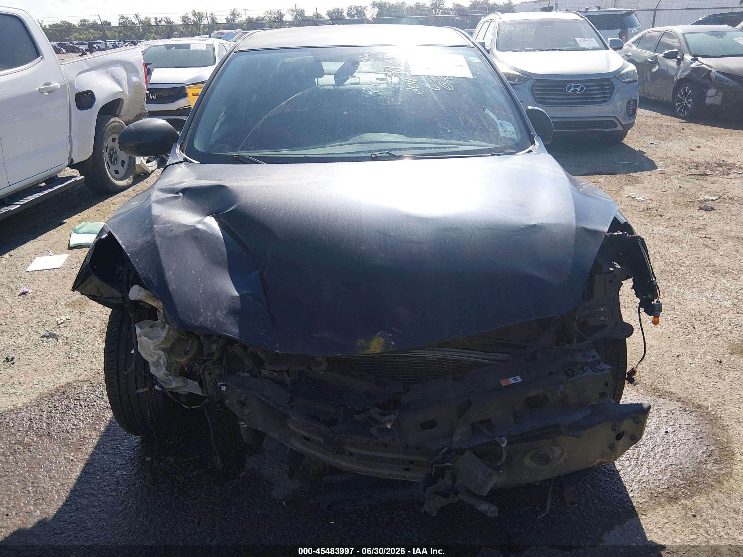 2011 Mazda Mazda3 I Sport Black vin: JM1BL1UG6B1381394