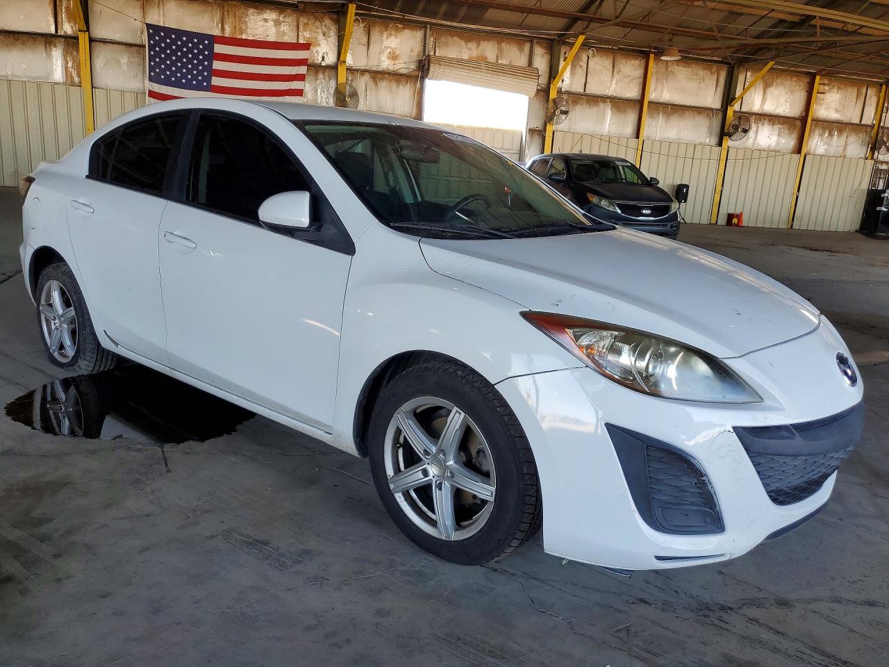 2011 Mazda 3 I White vin: JM1BL1UG6B1422140
