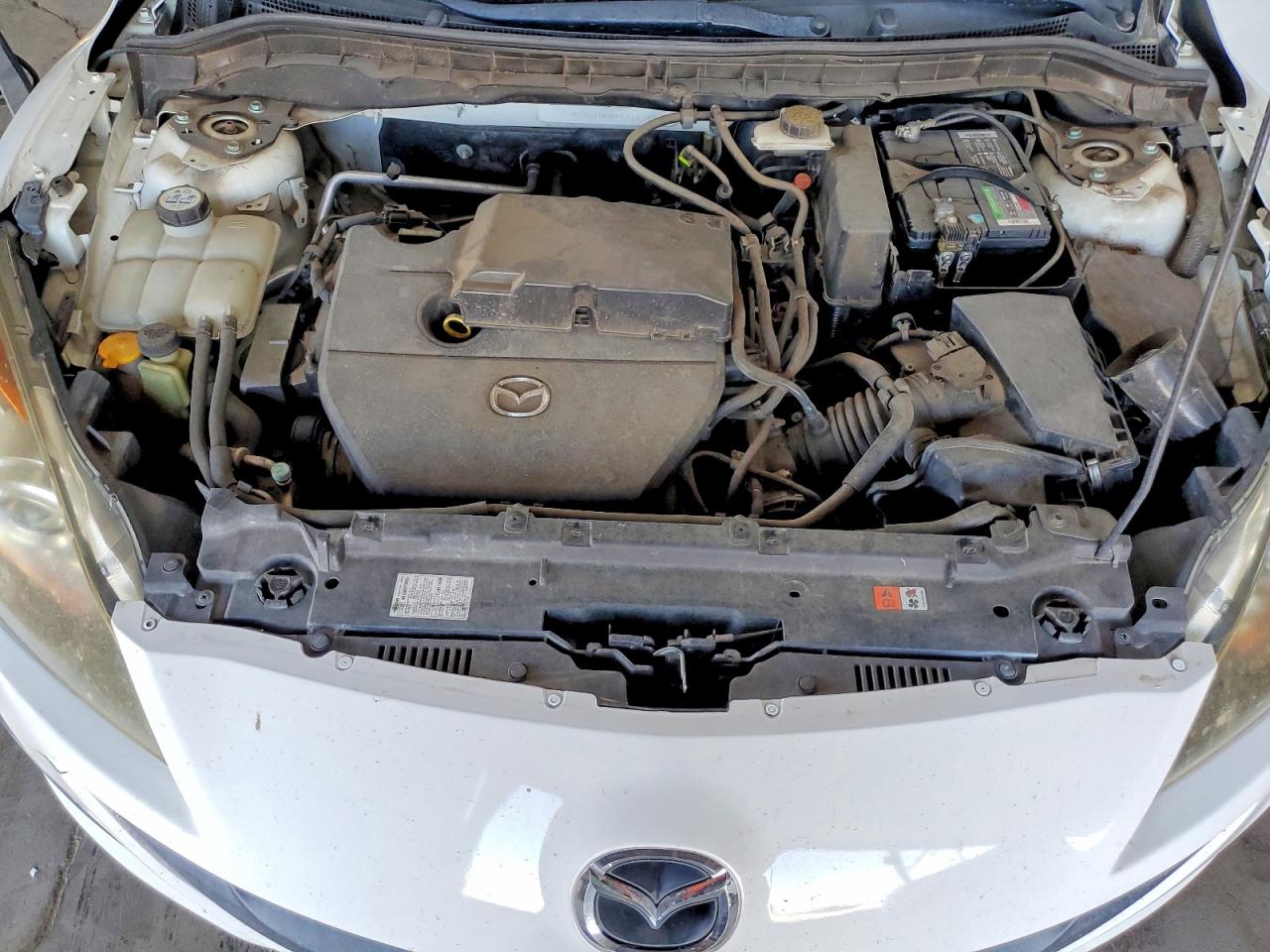 2011 Mazda 3 I White vin: JM1BL1UG6B1422140