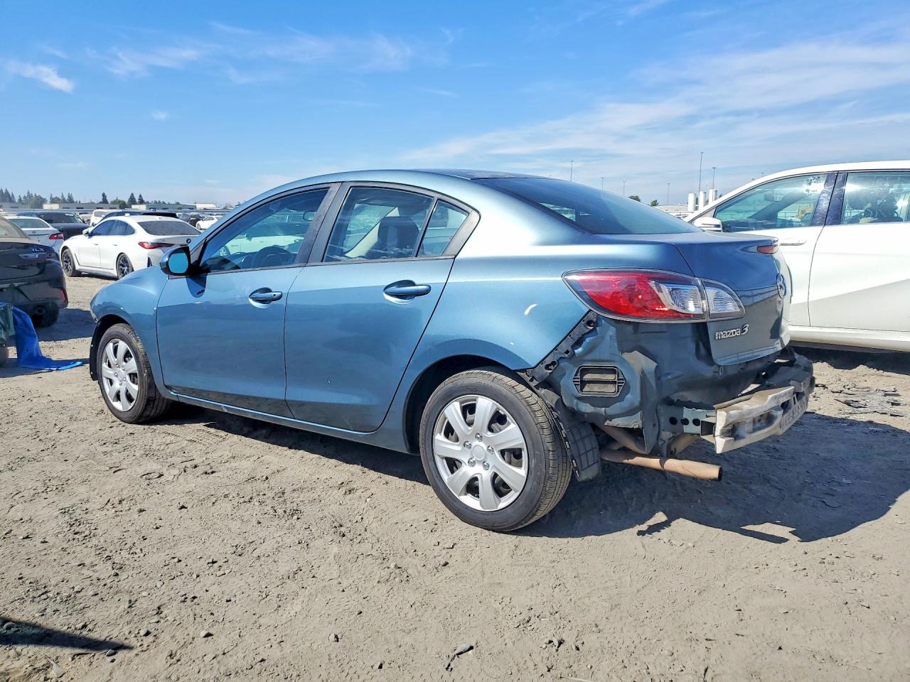 2011 Mazda 3 I Blue vin: JM1BL1UG7B1459858