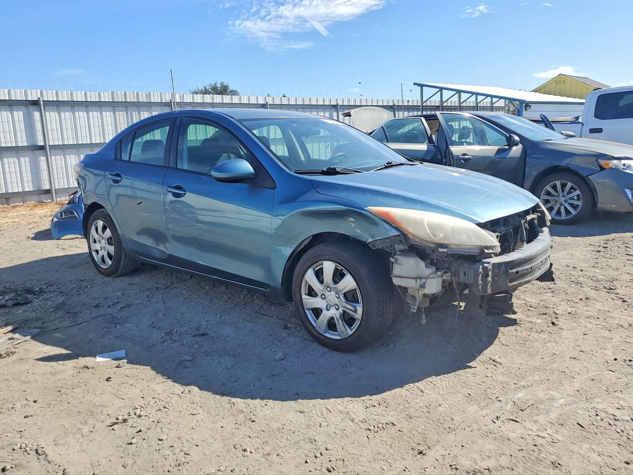 2011 Mazda 3 I Blue vin: JM1BL1UG7B1459858