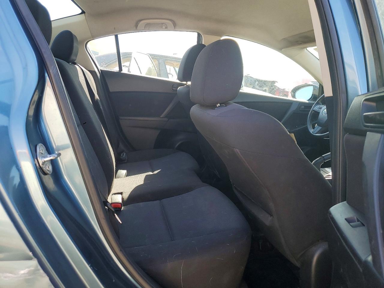 2011 Mazda 3 I Blue vin: JM1BL1UG7B1459858