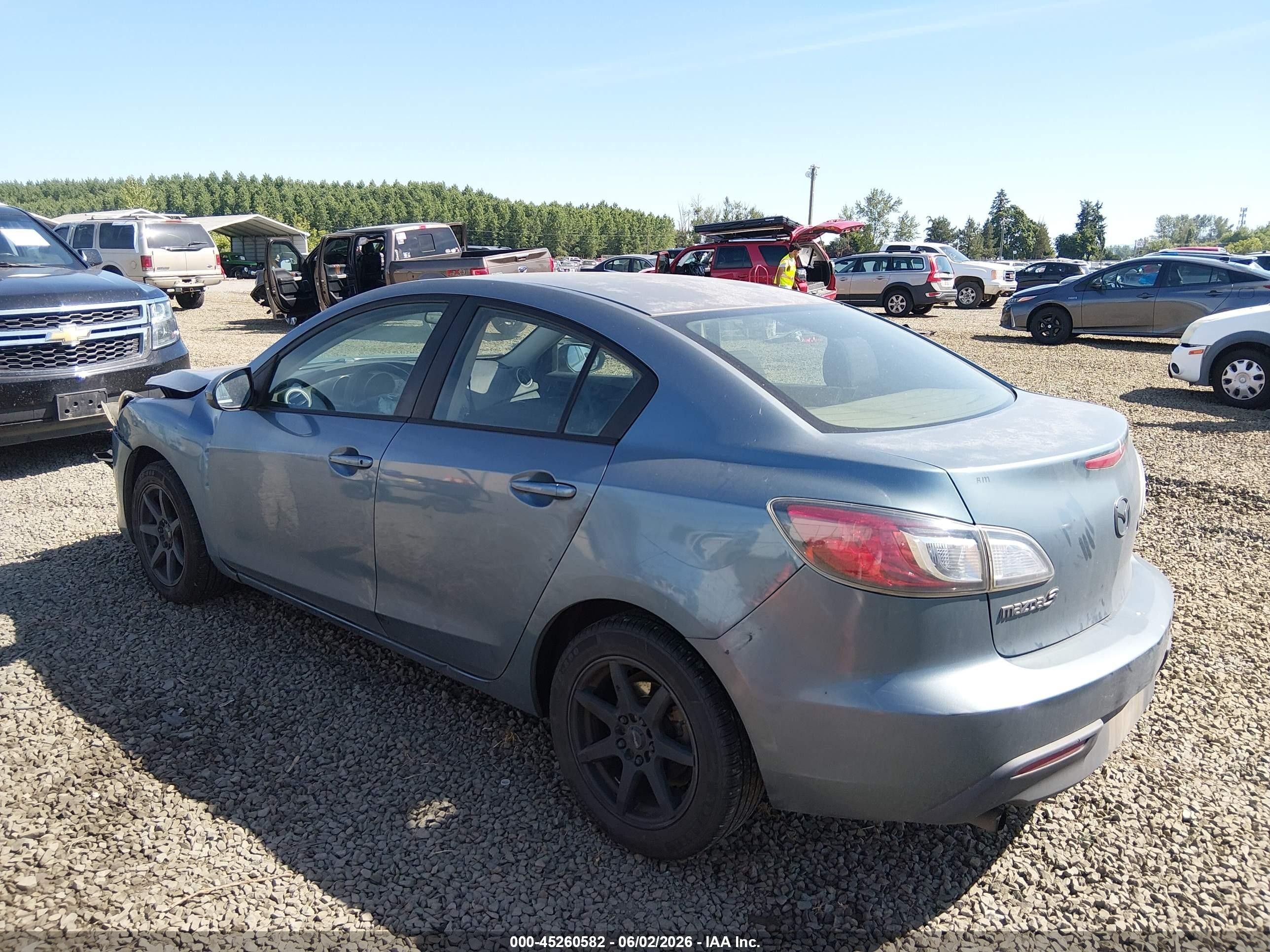 2011 Mazda Mazda3 I Sport Light Blue vin: JM1BL1UG9B1427834
