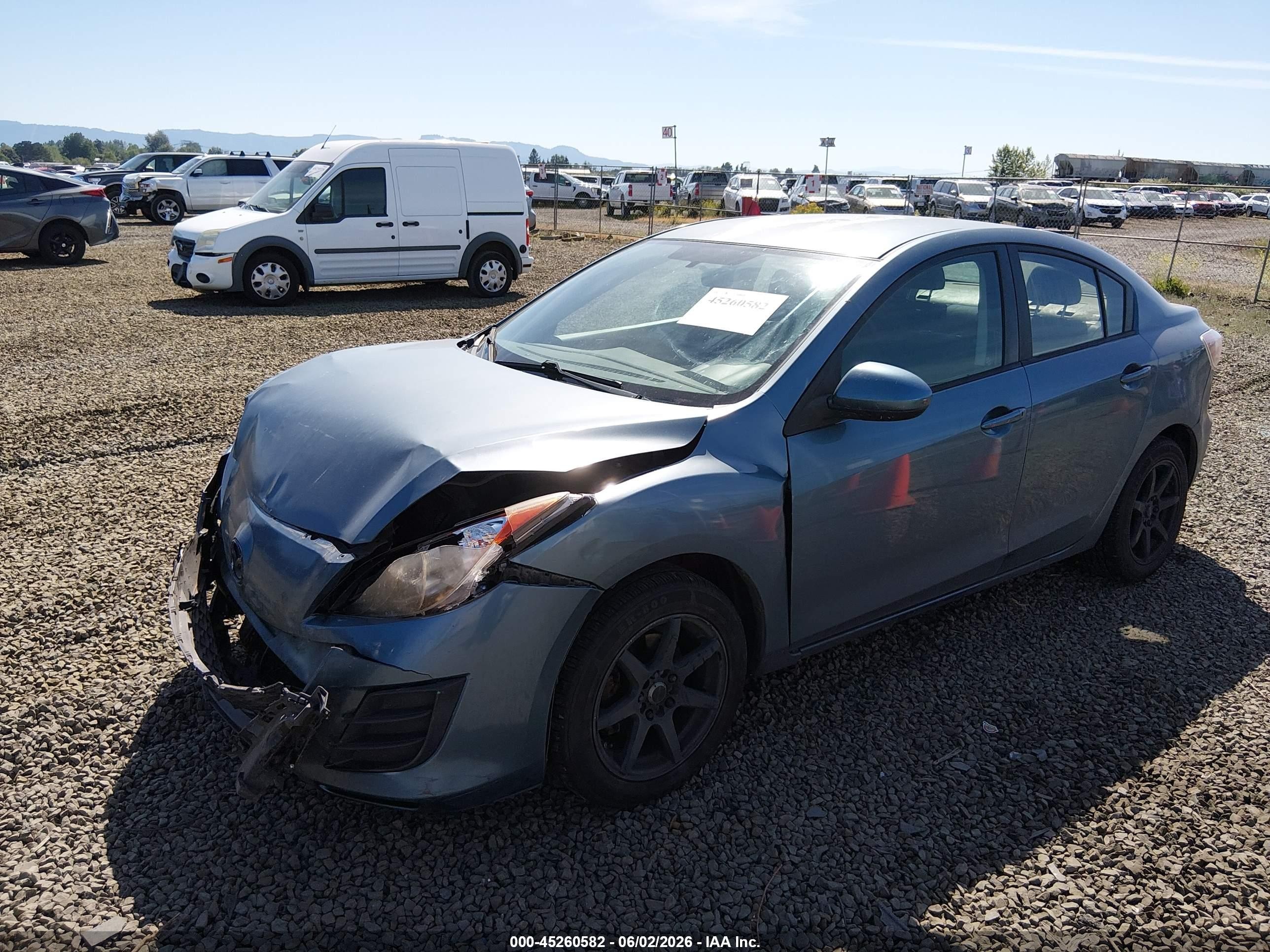 2011 Mazda Mazda3 I Sport Light Blue vin: JM1BL1UG9B1427834