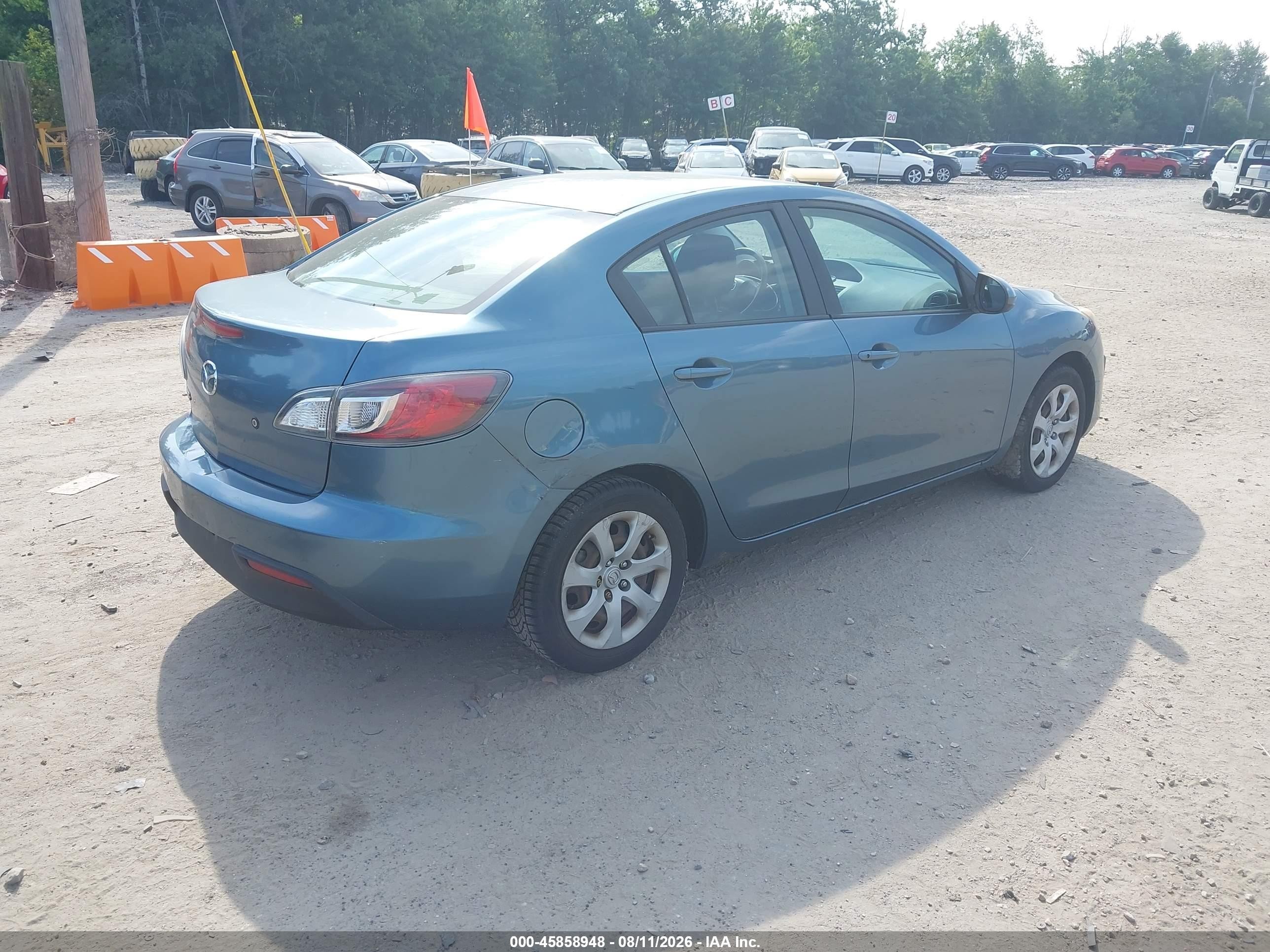 2011 Mazda Mazda3 I Sport Blue vin: JM1BL1UG9B1442348