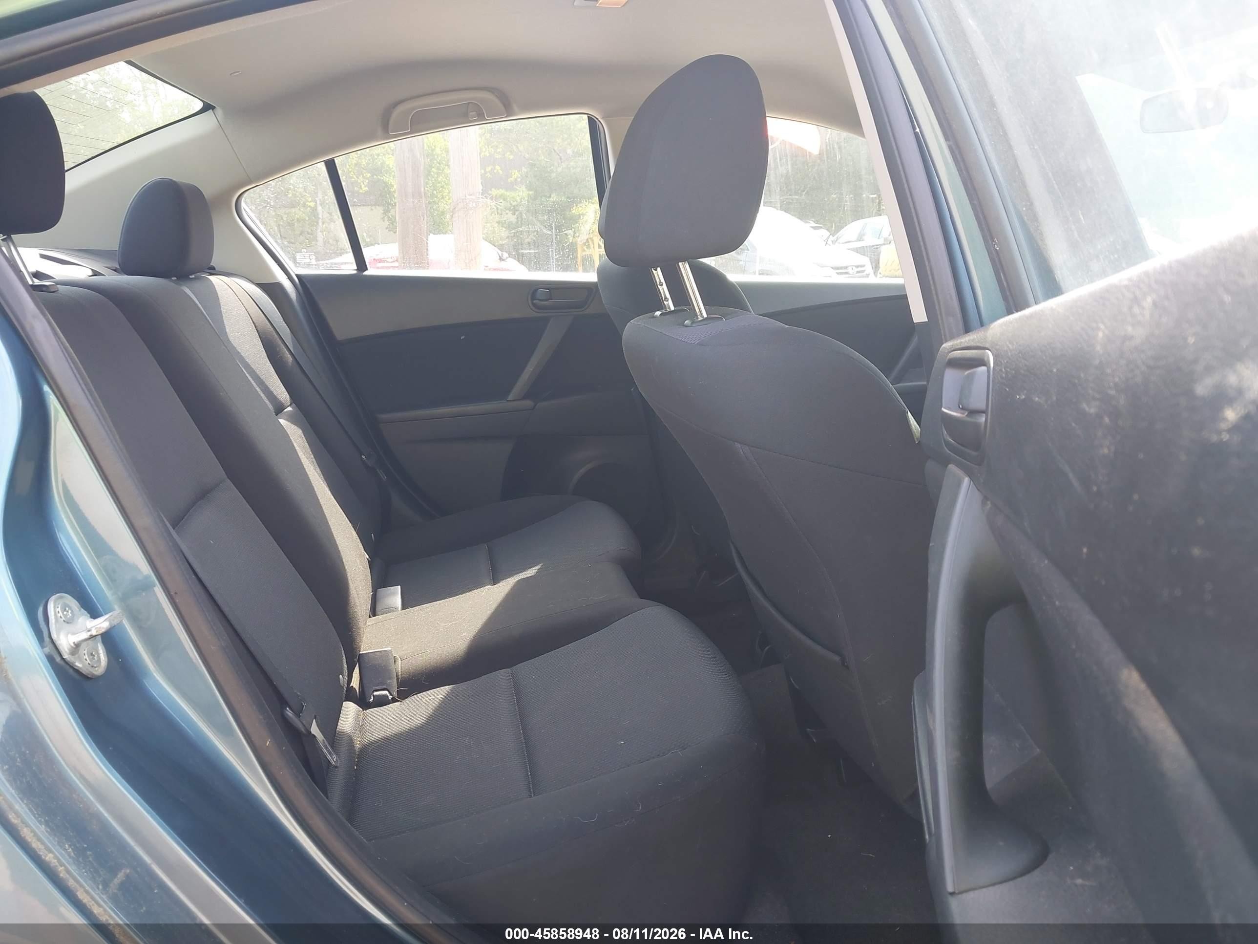 2011 Mazda Mazda3 I Sport Blue vin: JM1BL1UG9B1442348