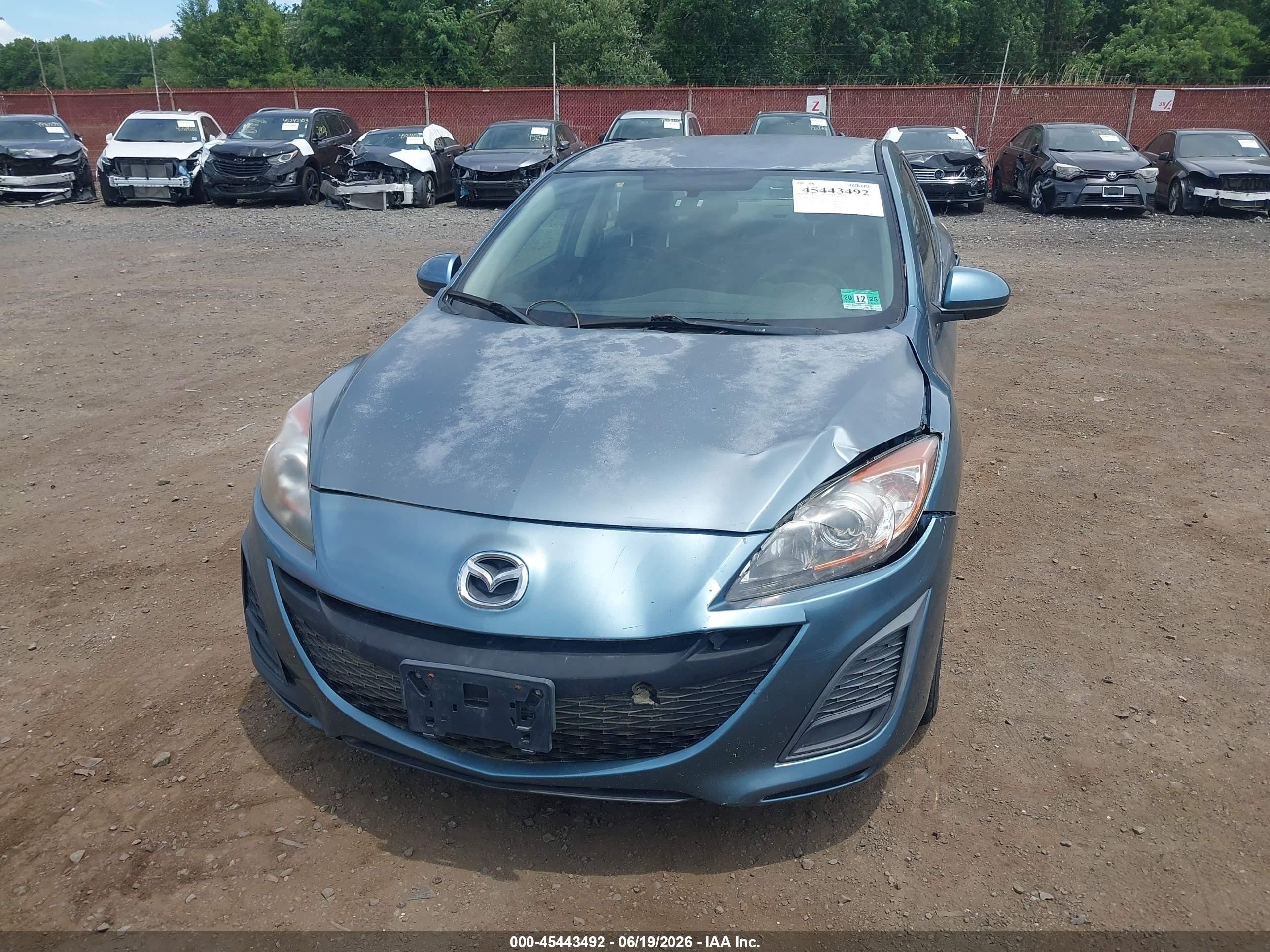 2011 Mazda Mazda3 I Sport Light Blue vin: JM1BL1UG9B1477262