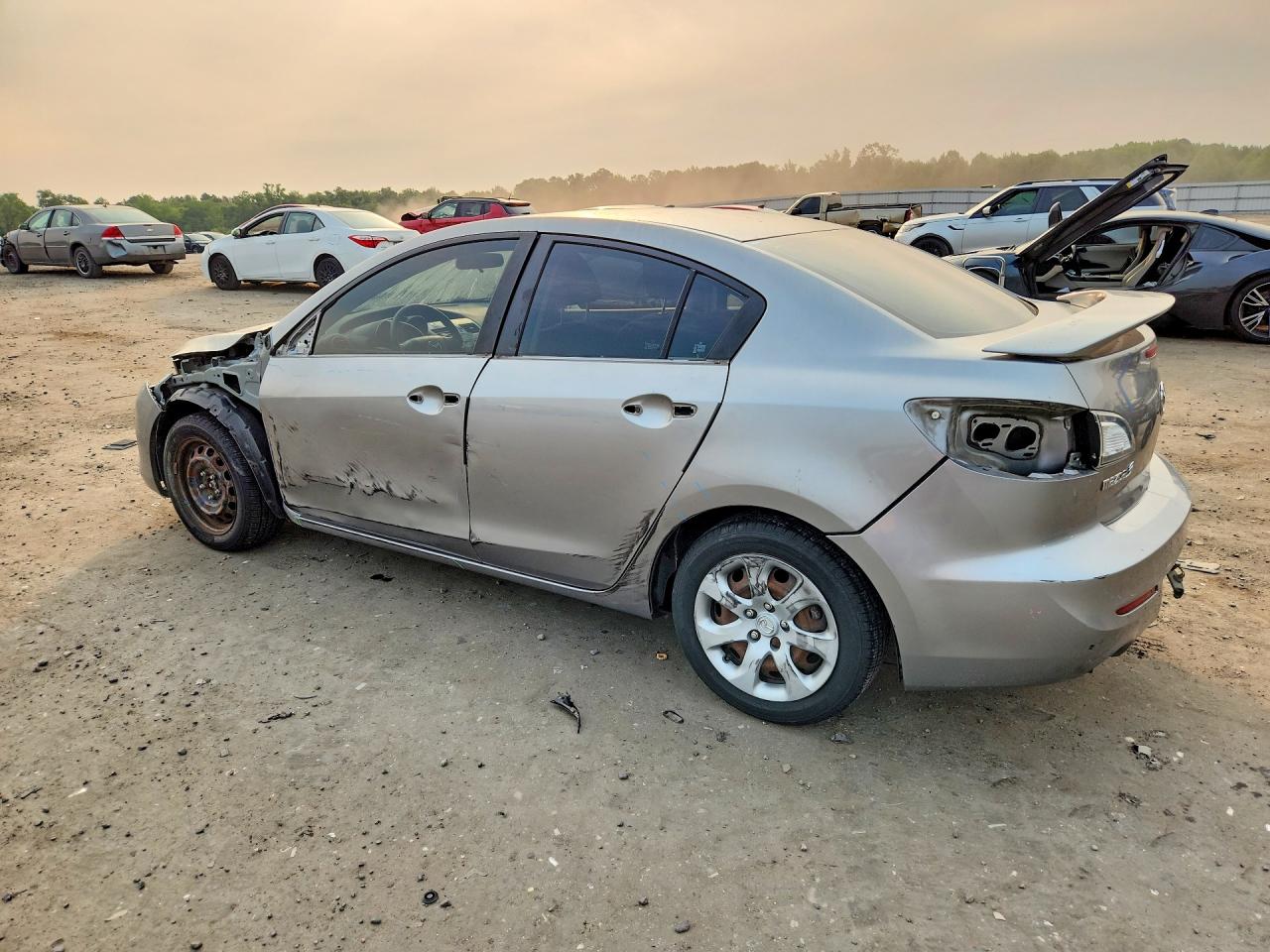 2012 Mazda 3 I Silver vin: JM1BL1UG9C1518054