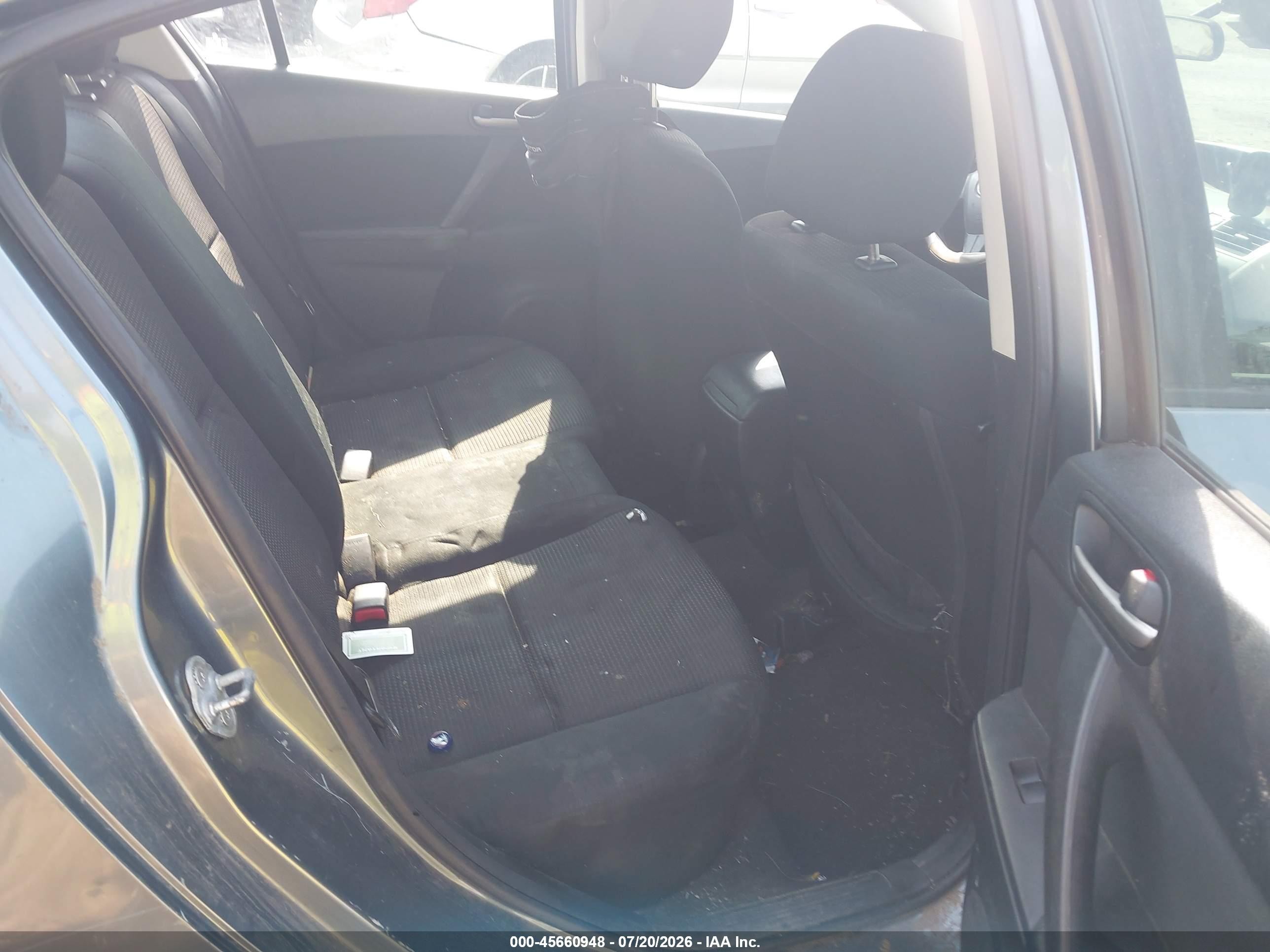 2012 Mazda Mazda3 I Sport Green vin: JM1BL1UG9C1521374