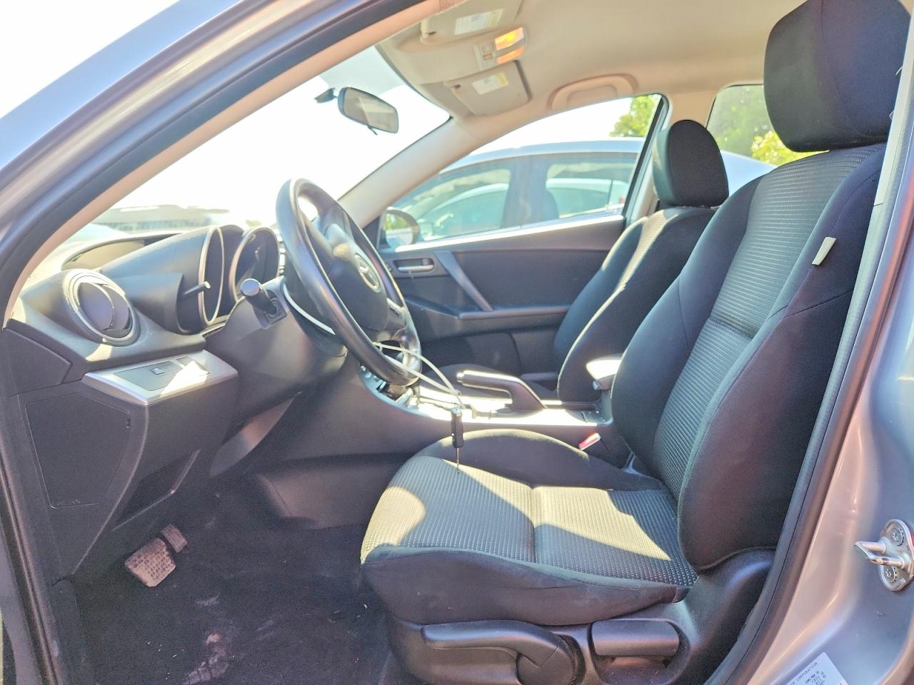2012 Mazda 3 I Gray vin: JM1BL1UG9C1591683