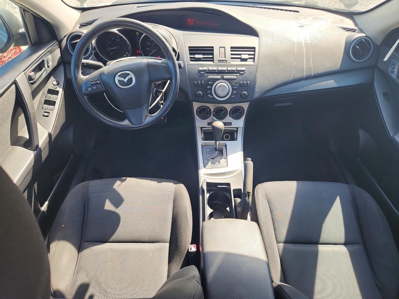 2011 Mazda 3 I Black vin: JM1BL1UGXB1398991