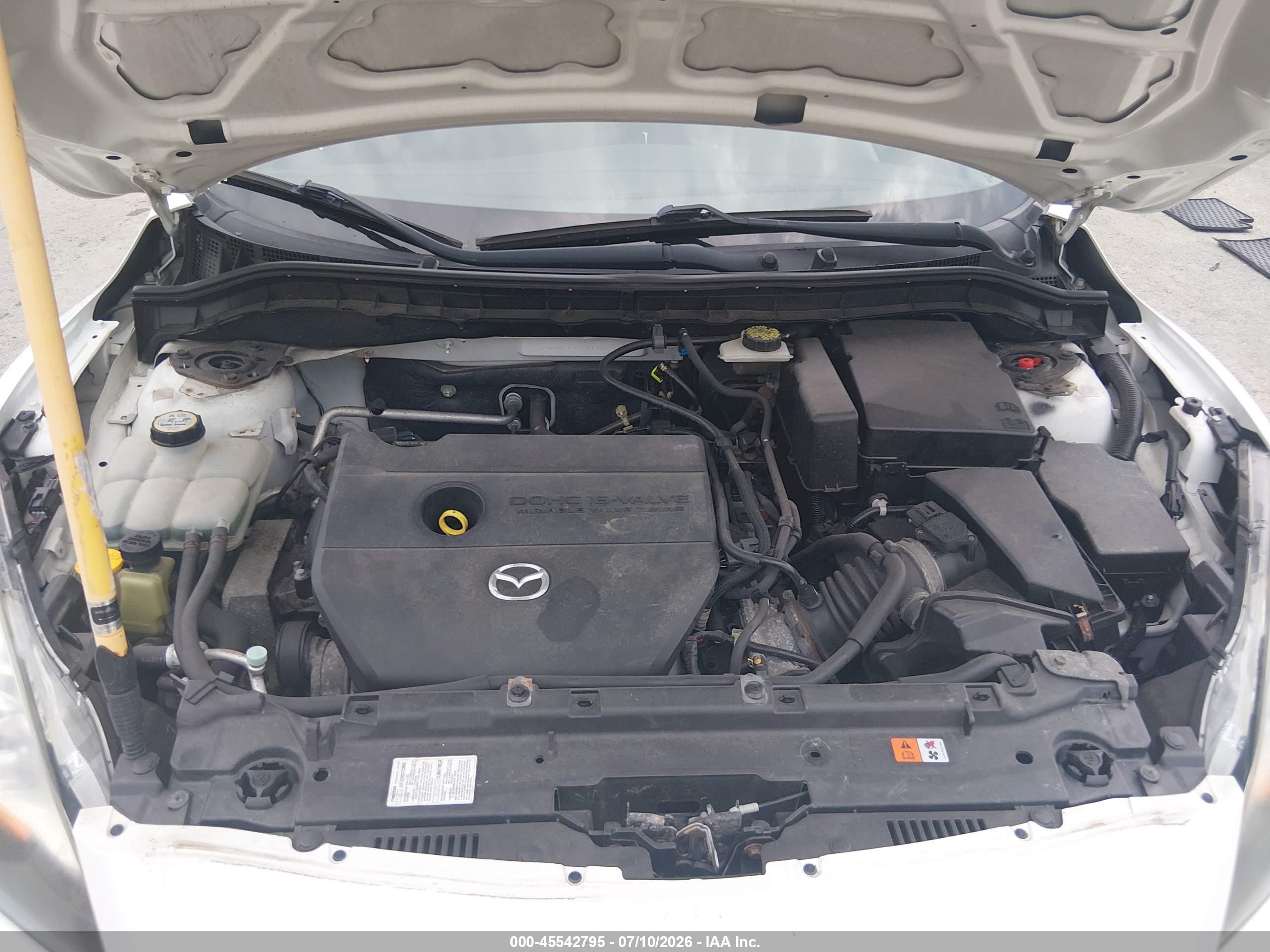 2011 Mazda Mazda3 I Sport White vin: JM1BL1UGXB1476427