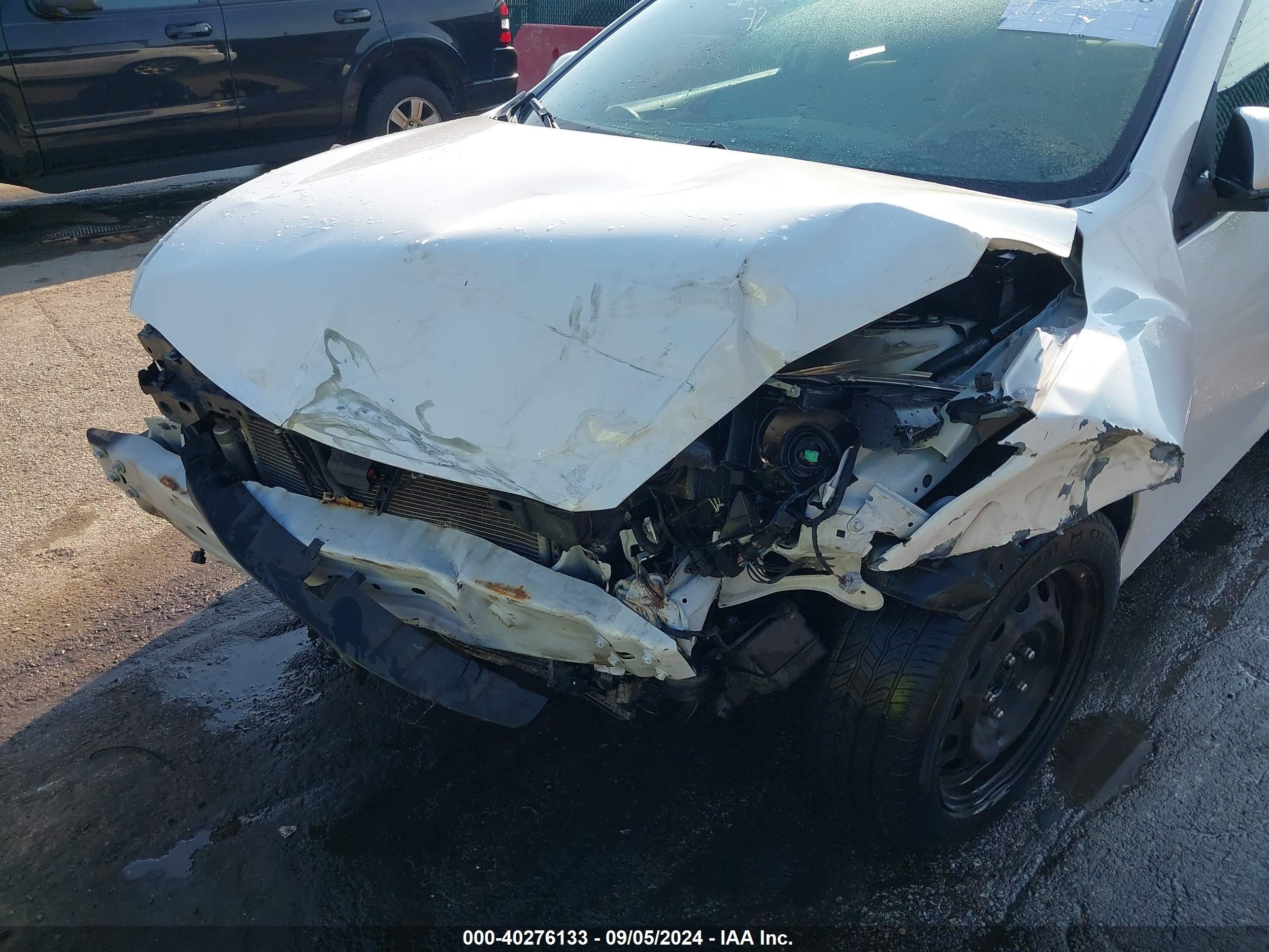 2013 Mazda Mazda3 I Sport White vin: JM1BL1UP0D1851504