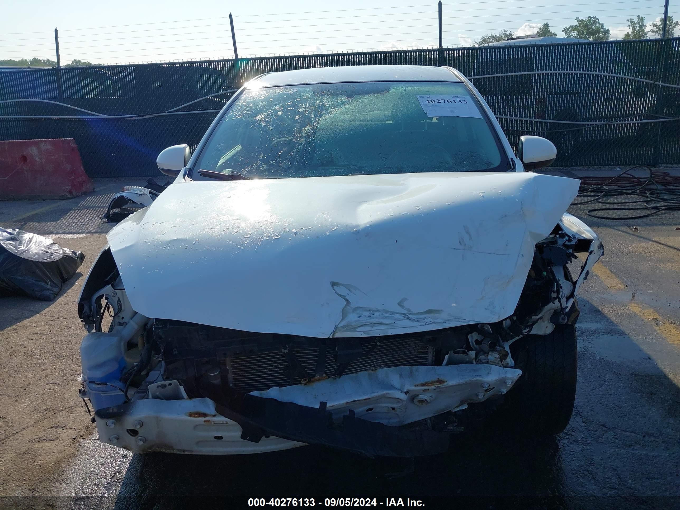 2013 Mazda Mazda3 I Sport White vin: JM1BL1UP0D1851504