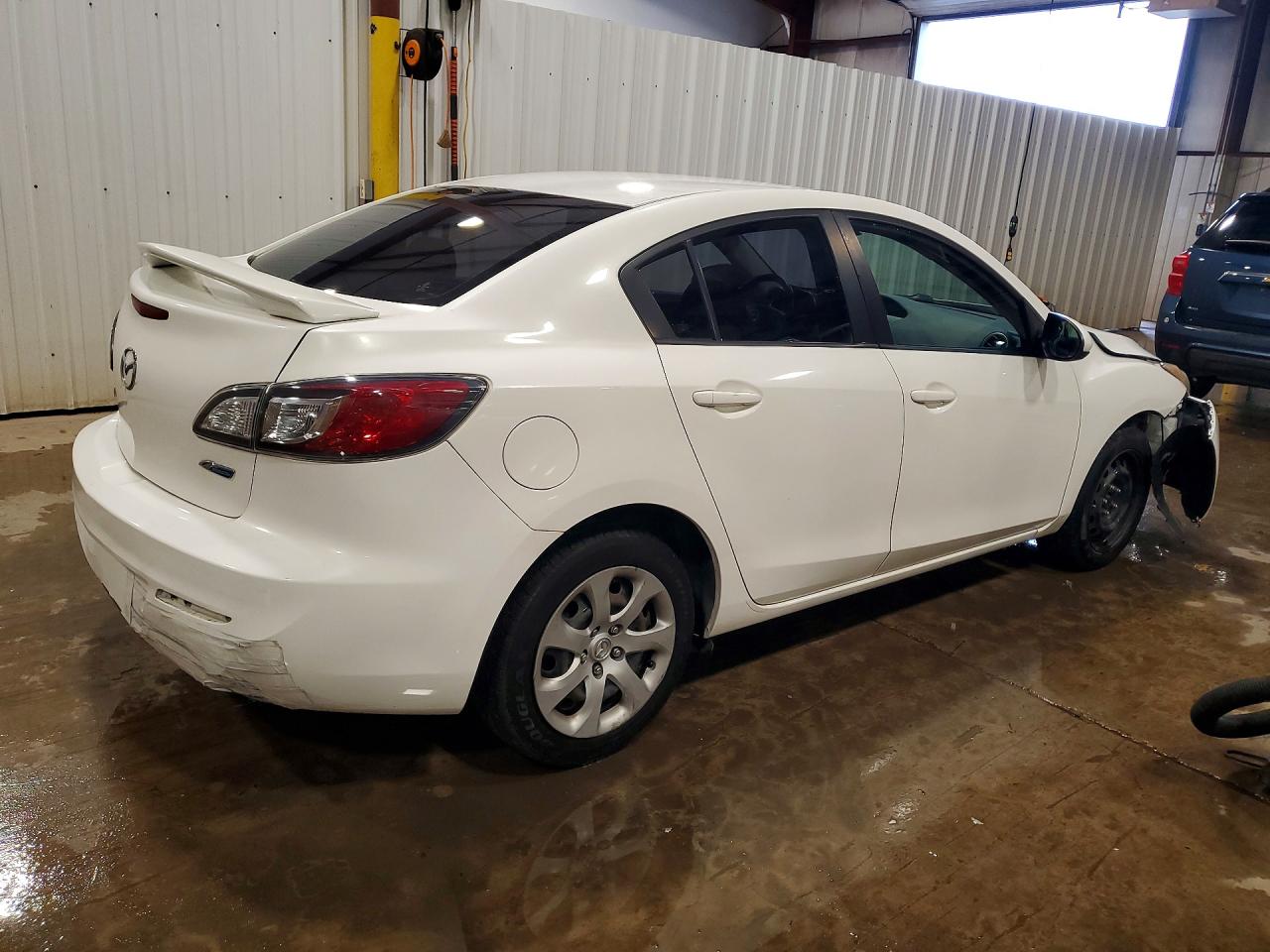 2013 Mazda 3 I Белый vin: JM1BL1UP1D1815899
