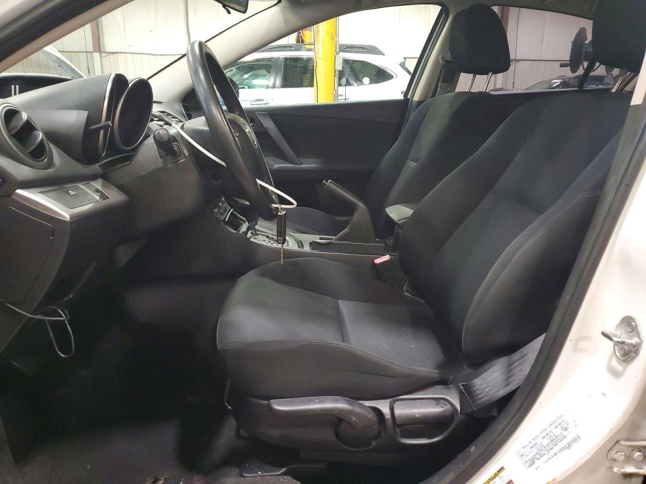2013 Mazda 3 I Белый vin: JM1BL1UP1D1815899
