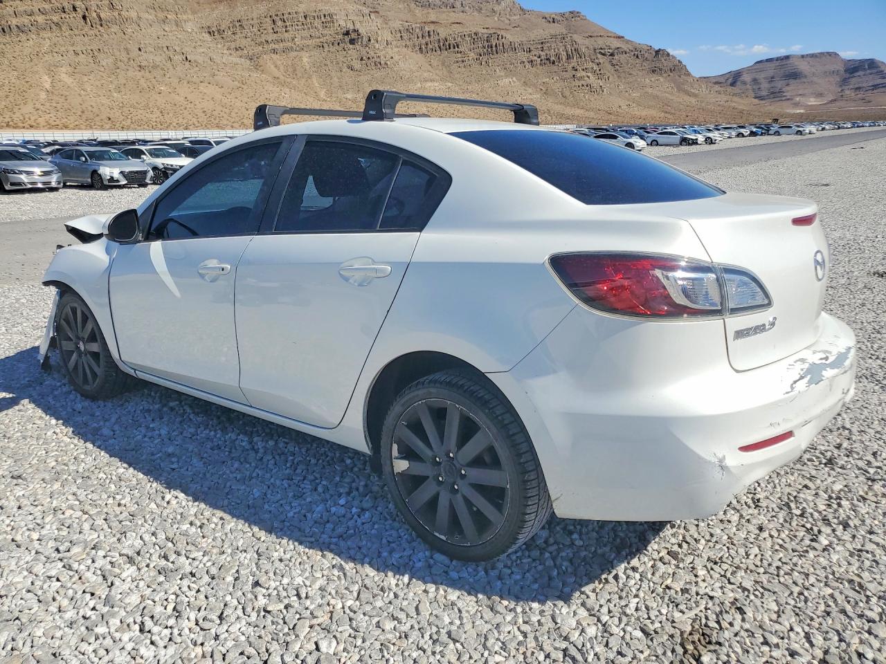 2013 Mazda 3 I Белый vin: JM1BL1UP3D1759125