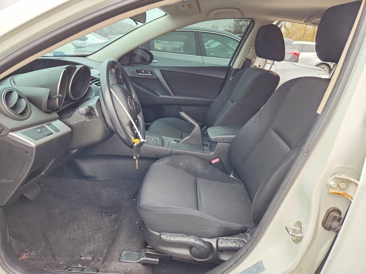 2013 Mazda 3 I White vin: JM1BL1UP4D1804816