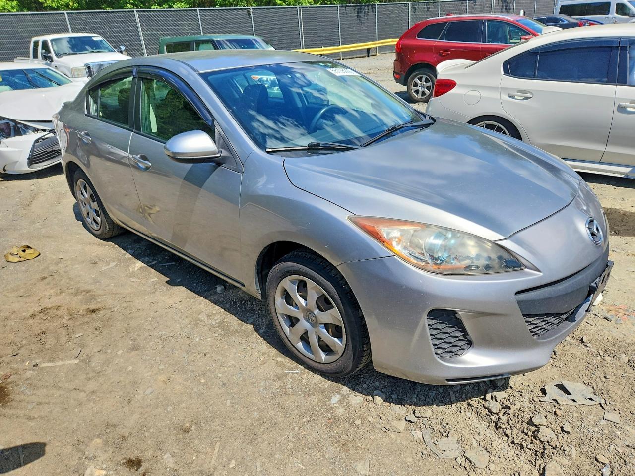 2013 Mazda 3 I Gray vin: JM1BL1UP4D1823687