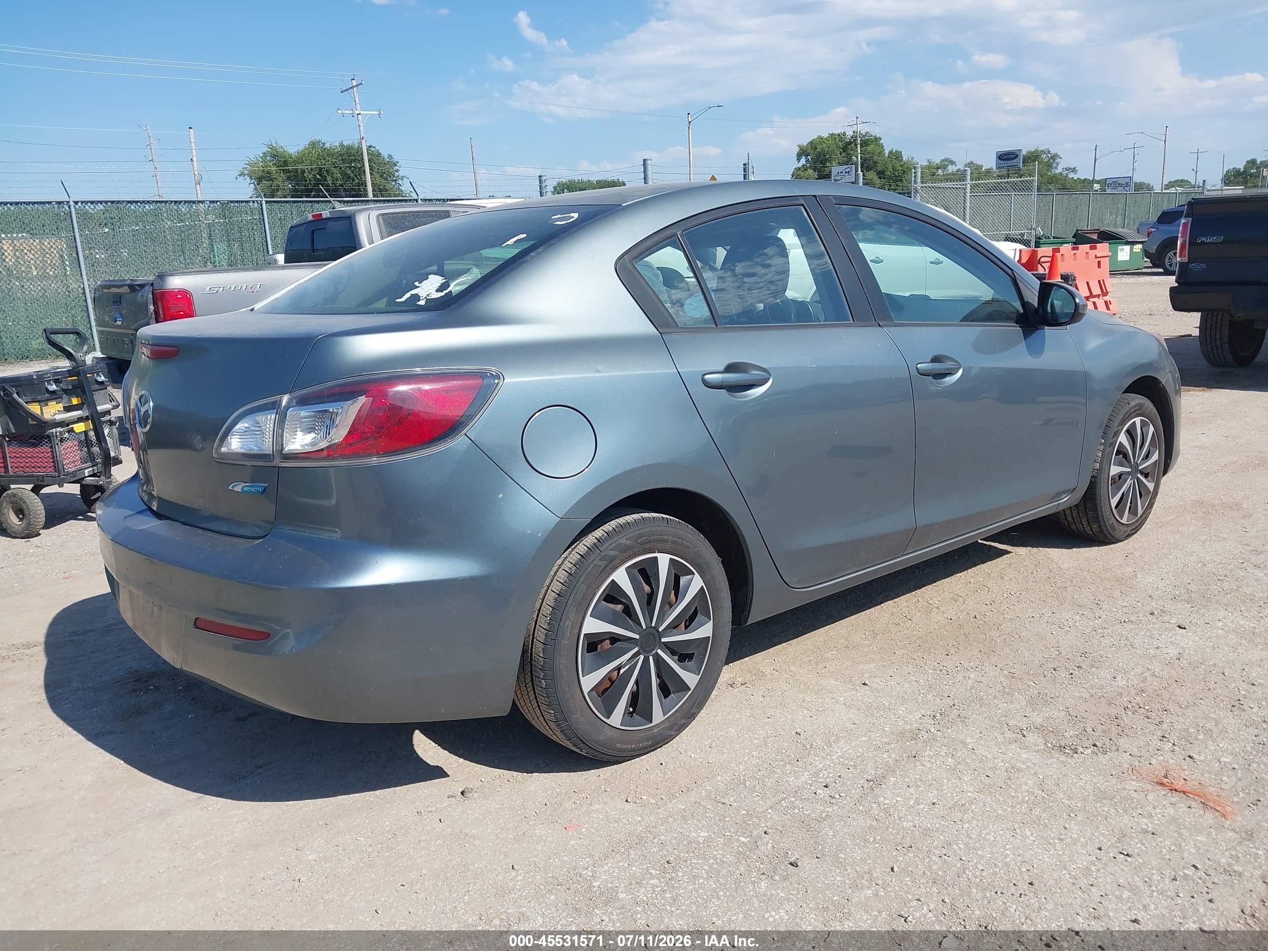 2013 Mazda Mazda3 I Sport Blue vin: JM1BL1UP5D1759756