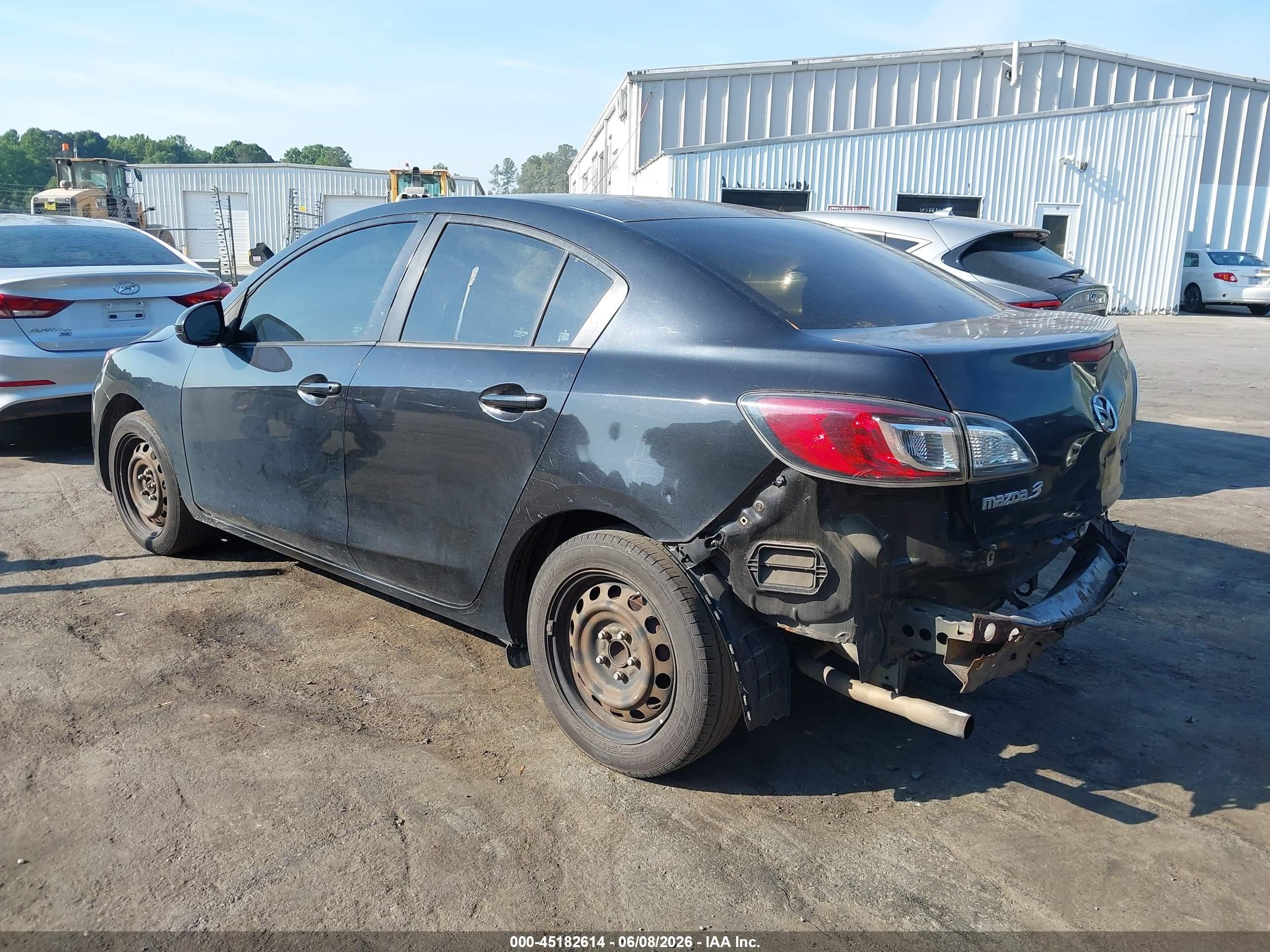 2013 Mazda Mazda3 I Sport Black vin: JM1BL1UP5D1824024