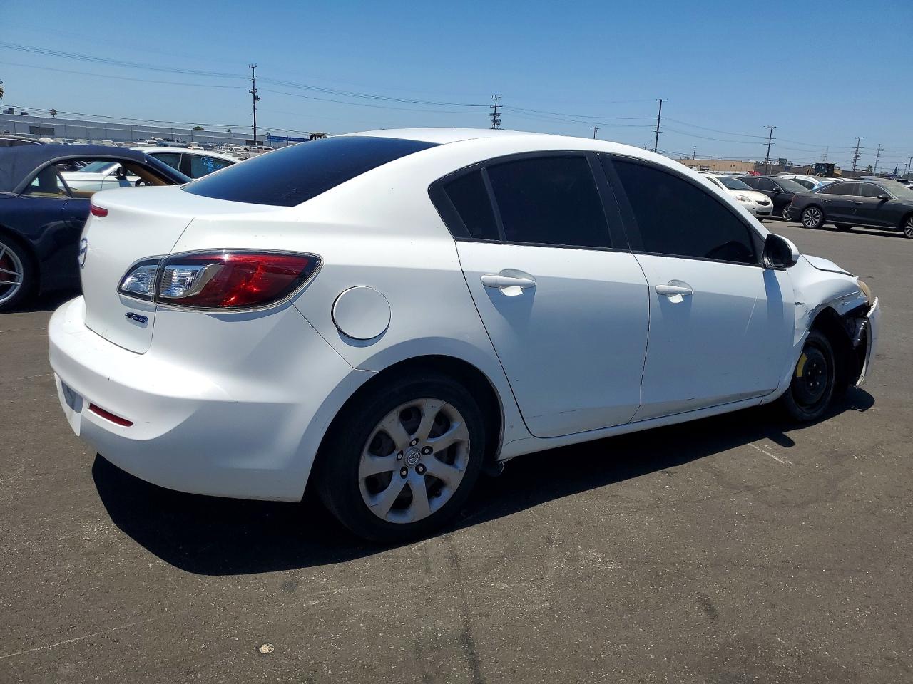 2013 Mazda 3 I White vin: JM1BL1UP5D1847139
