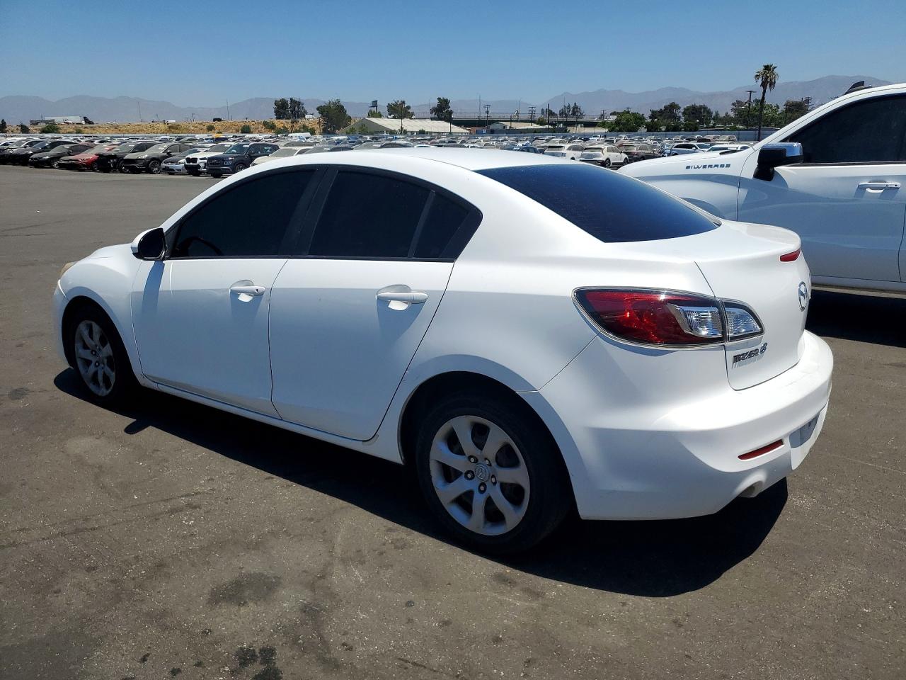 2013 Mazda 3 I White vin: JM1BL1UP5D1847139