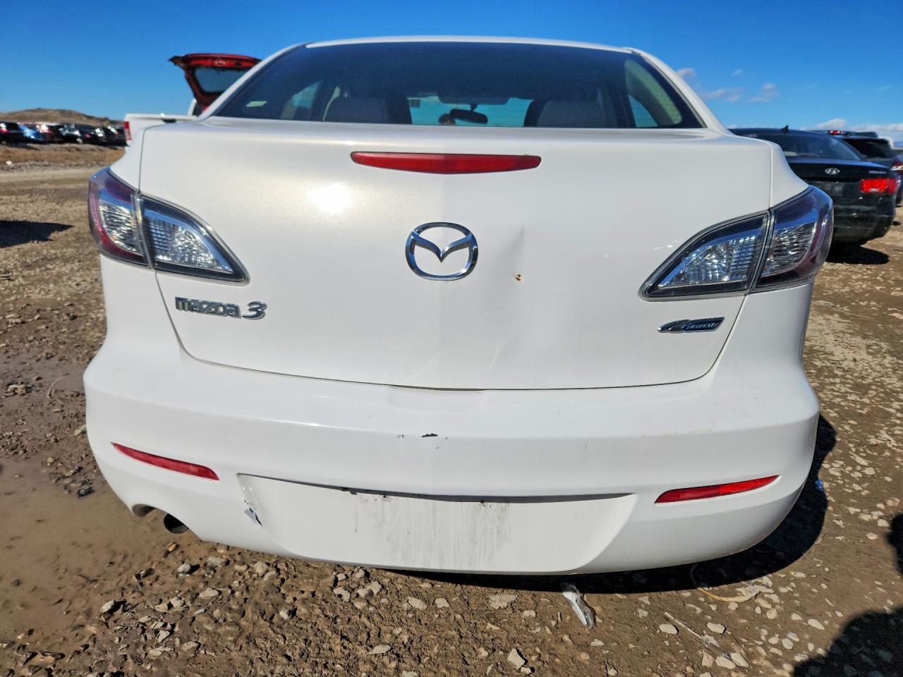 2013 Mazda 3 I White vin: JM1BL1UP6D1723901