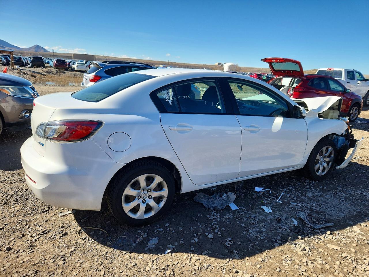 2013 Mazda 3 I White vin: JM1BL1UP6D1723901