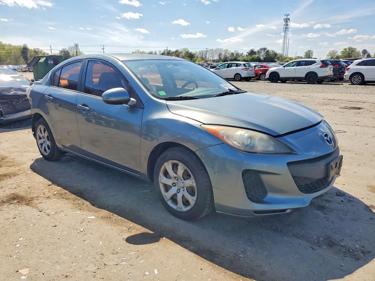 2013 Mazda 3 I Green vin: JM1BL1UP6D1807698