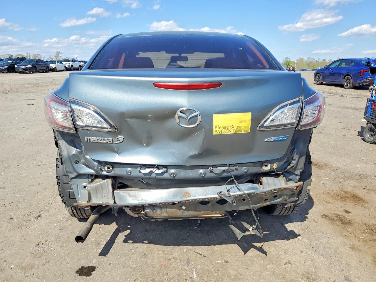 2013 Mazda 3 I Green vin: JM1BL1UP6D1807698