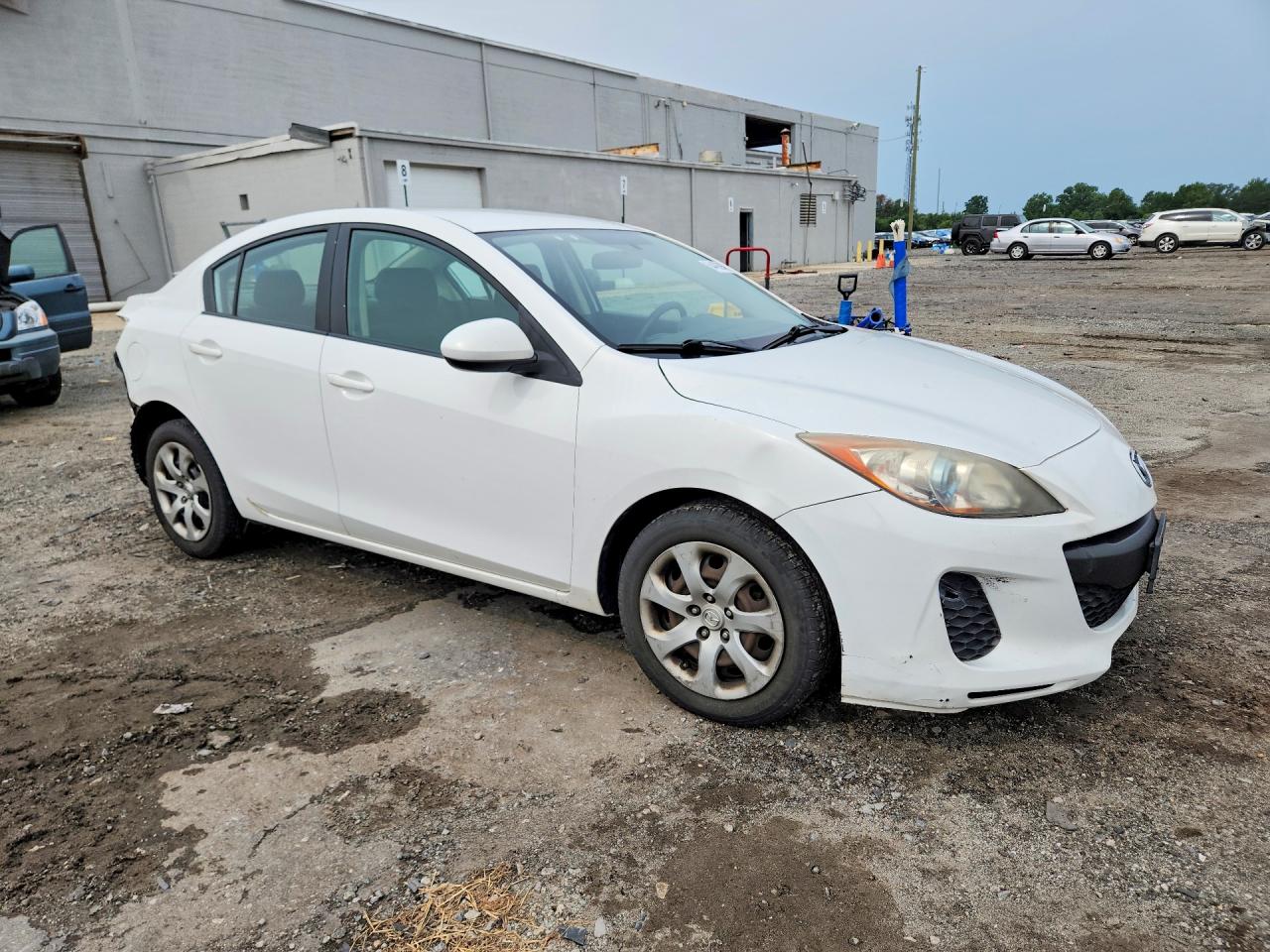 2013 Mazda 3 I White vin: JM1BL1UP7D1743252