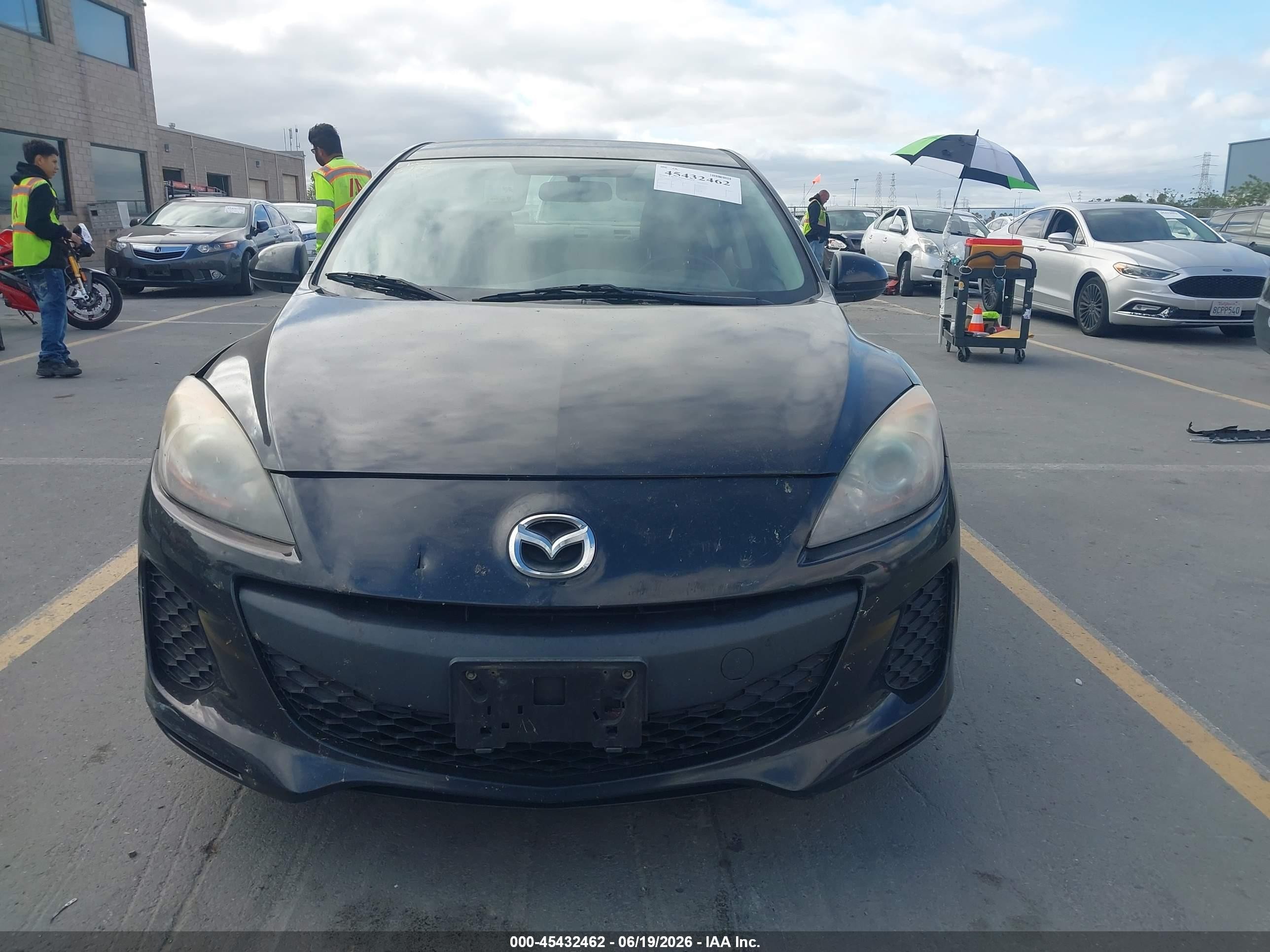 2013 Mazda Mazda3 I Sport Black vin: JM1BL1UP7D1752792
