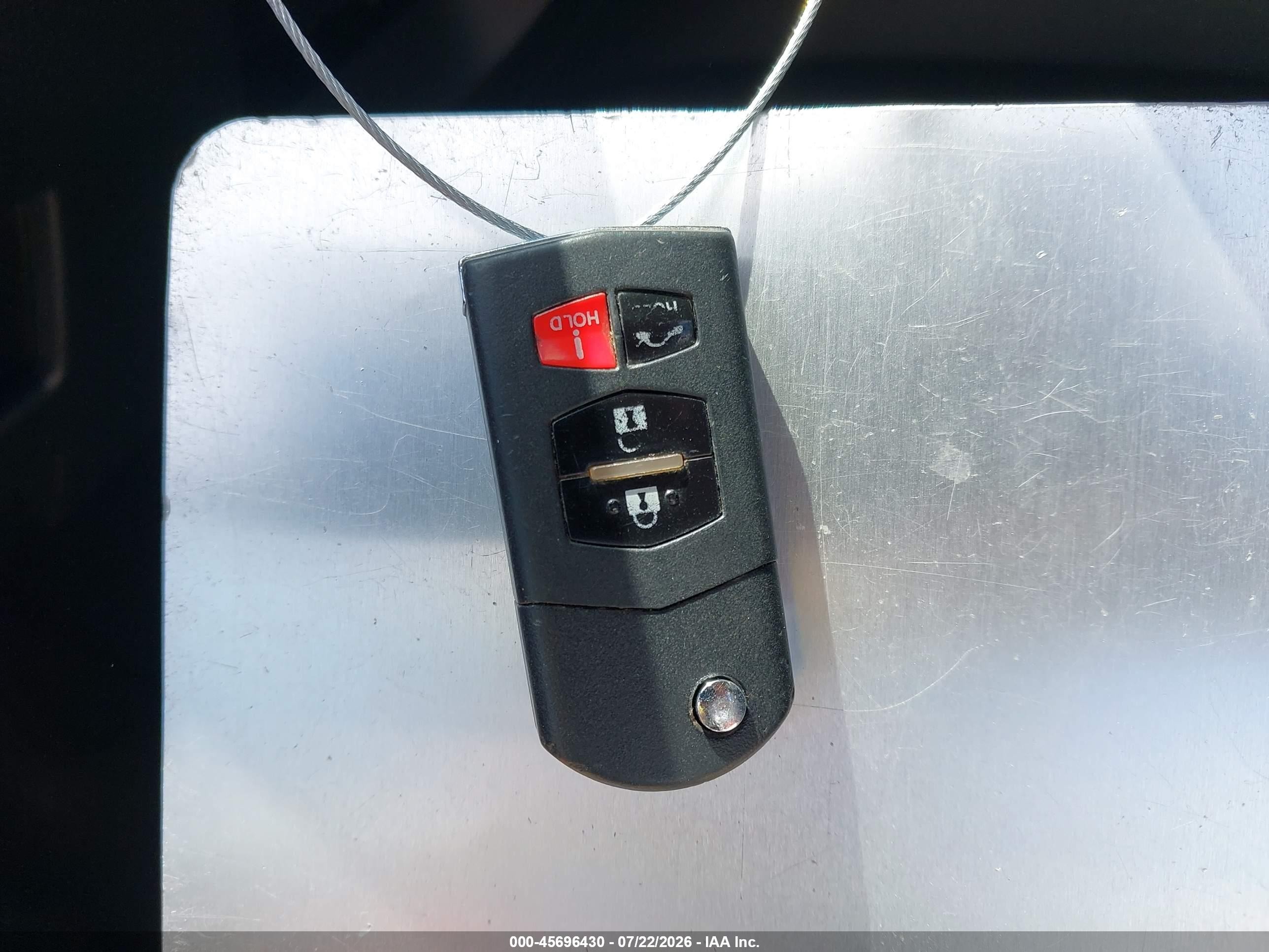 2013 Mazda Mazda3 I Sport Серебряный vin: JM1BL1UP8D1769004